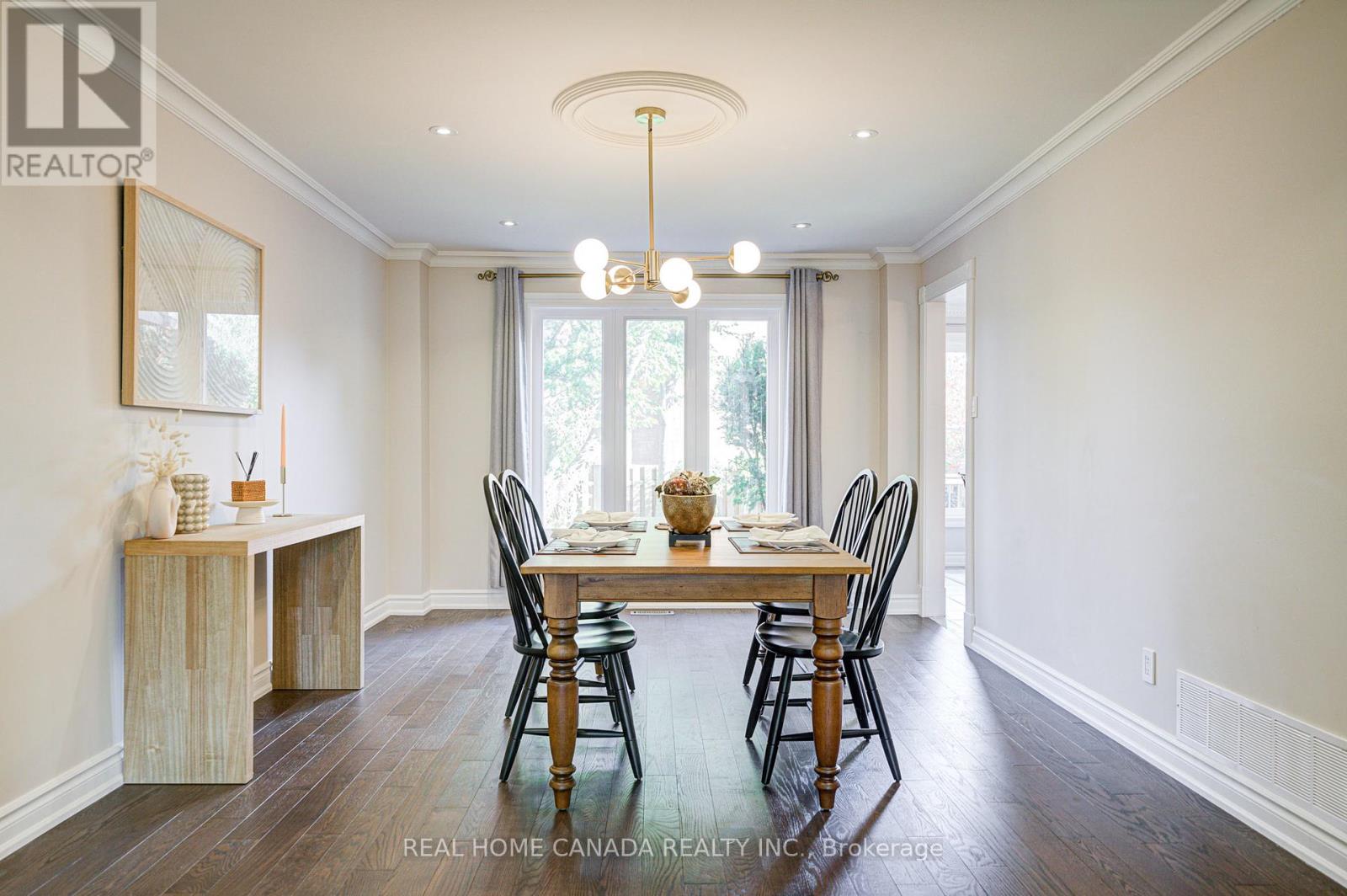 1690 Carrington Road, Mississauga, Ontario  L5M 2K2 - Photo 6 - W12414118