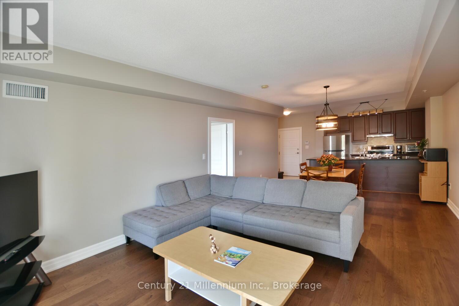 208 - 1 Shipyard Lane, Collingwood, Ontario  L9Y 0W2 - Photo 27 - S12416086