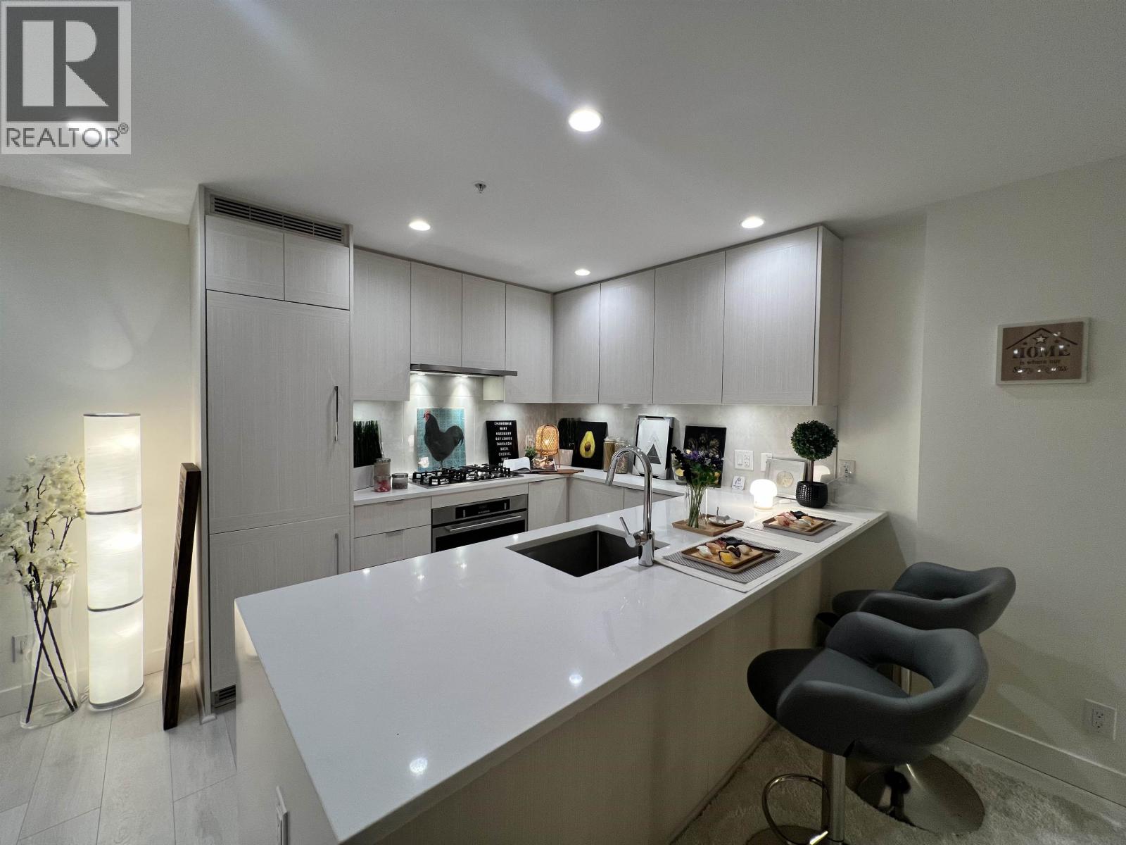 601 5051 Imperial Street, Burnaby, British Columbia  V5J 0J3 - Photo 4 - R3048851