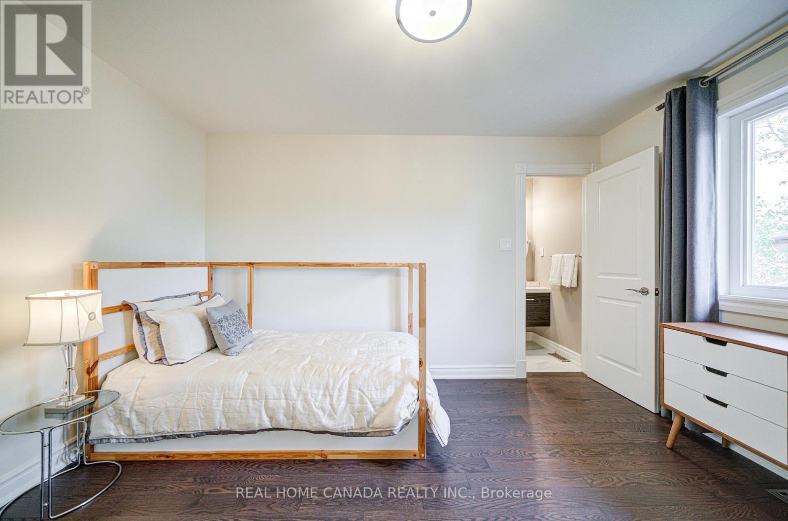 1690 Carrington Road, Mississauga, Ontario  L5M 2K2 - Photo 38 - W12414118