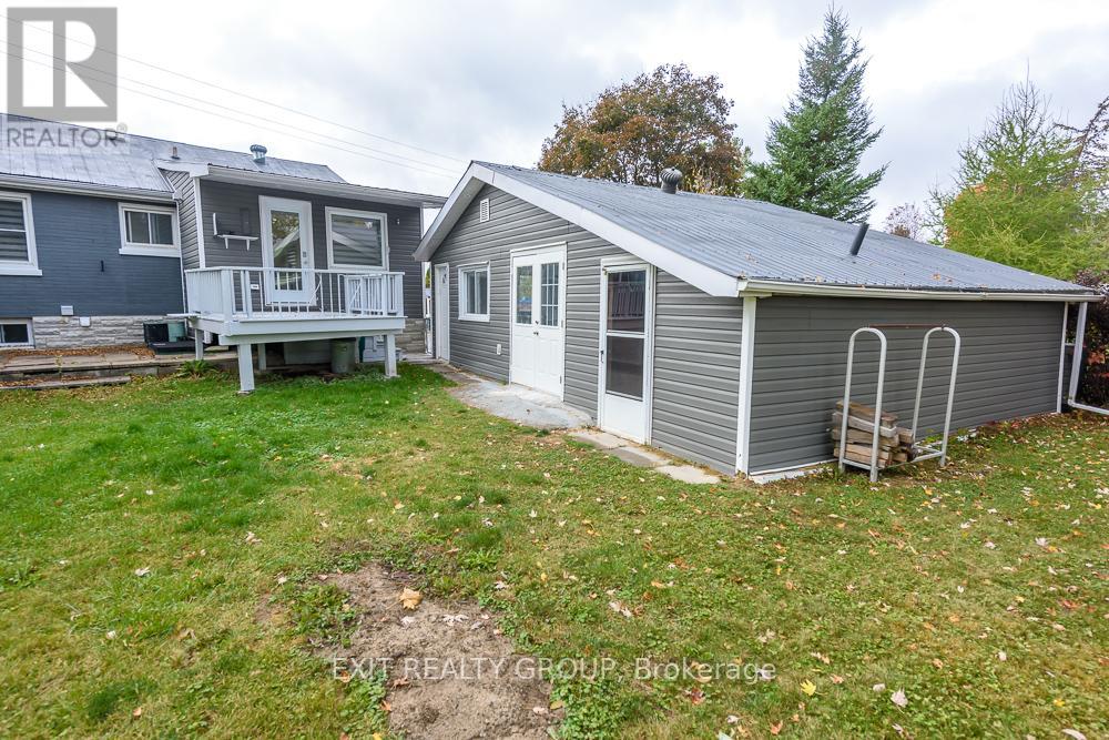 250 Ashley Street, Belleville, Ontario  K0K 2B0 - Photo 29 - X12416102
