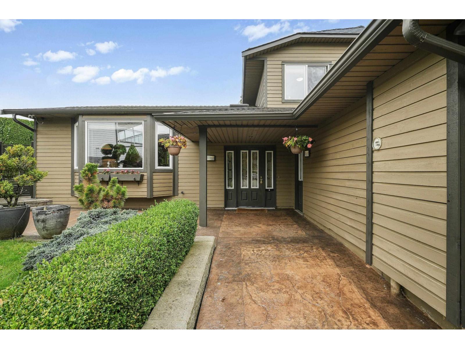 9175 Mulholland Place, Delta, British Columbia  V4C 7X4 - Photo 2 - R3050107