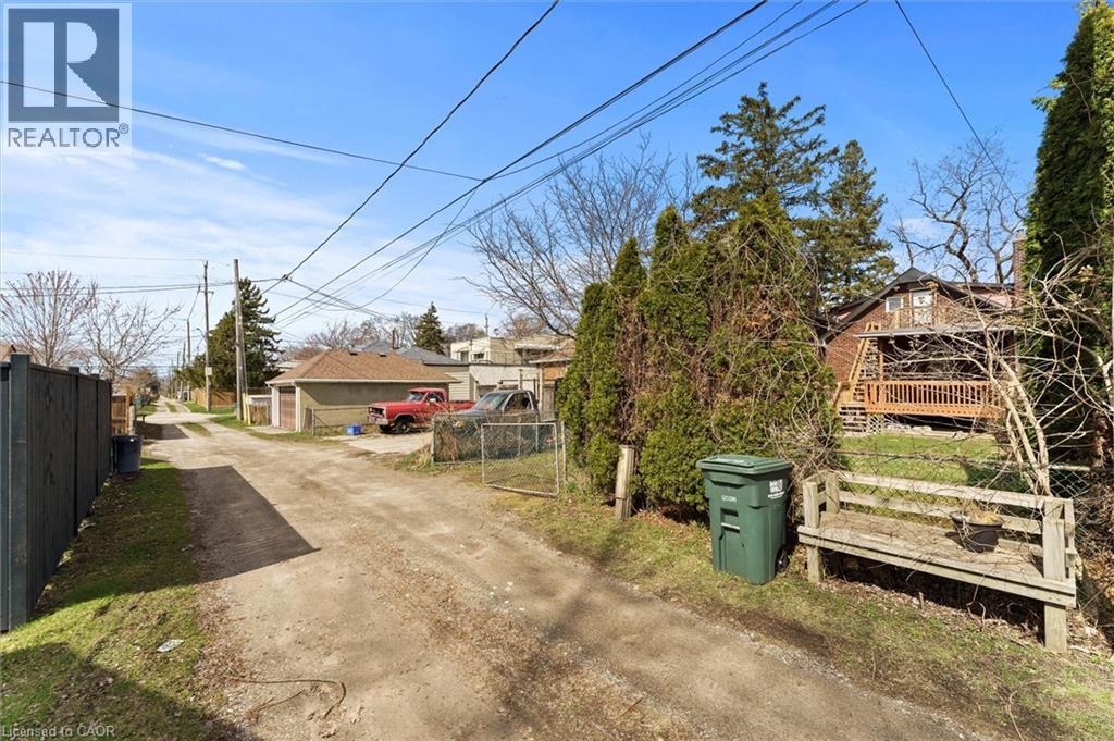 1427 Bruce Avenue, Windsor, Ontario  N8X 1X6 - Photo 48 - 40771826