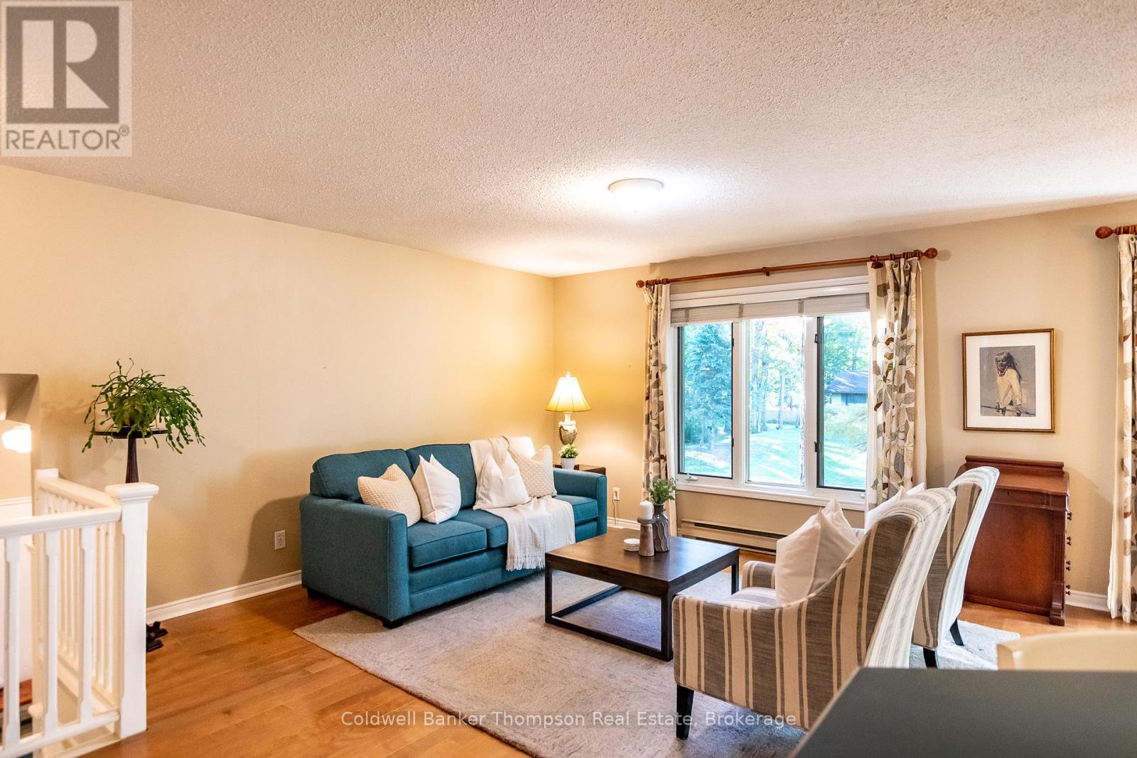 22 Jenner Court, Huntsville, Ontario  P0B 1L0 - Photo 9 - X12416033