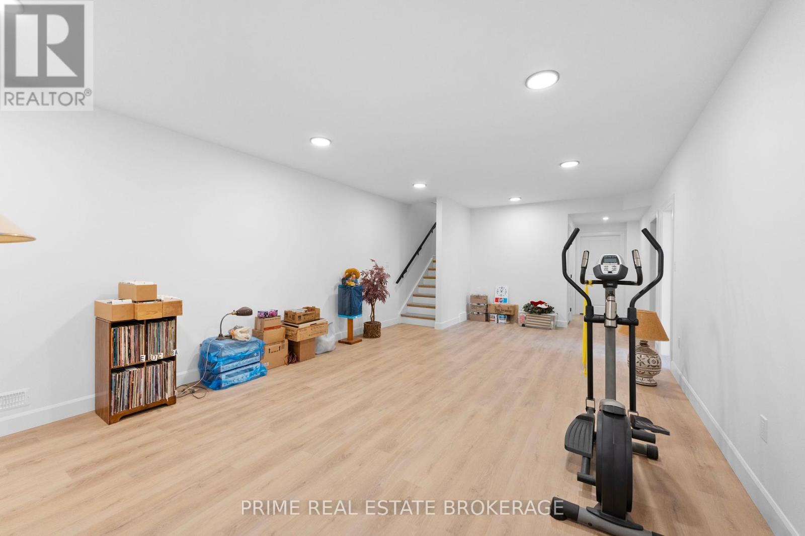 3 - 106 Coastal Crescent, Lambton Shores, Ontario  N0M 1T0 - Photo 21 - X12416005