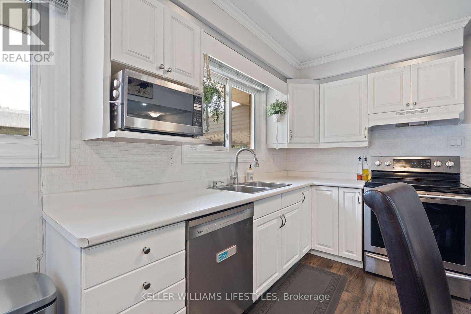 205 Gladman Avenue, London South, Ontario  N6J 1X6 - Photo 15 - X12416007
