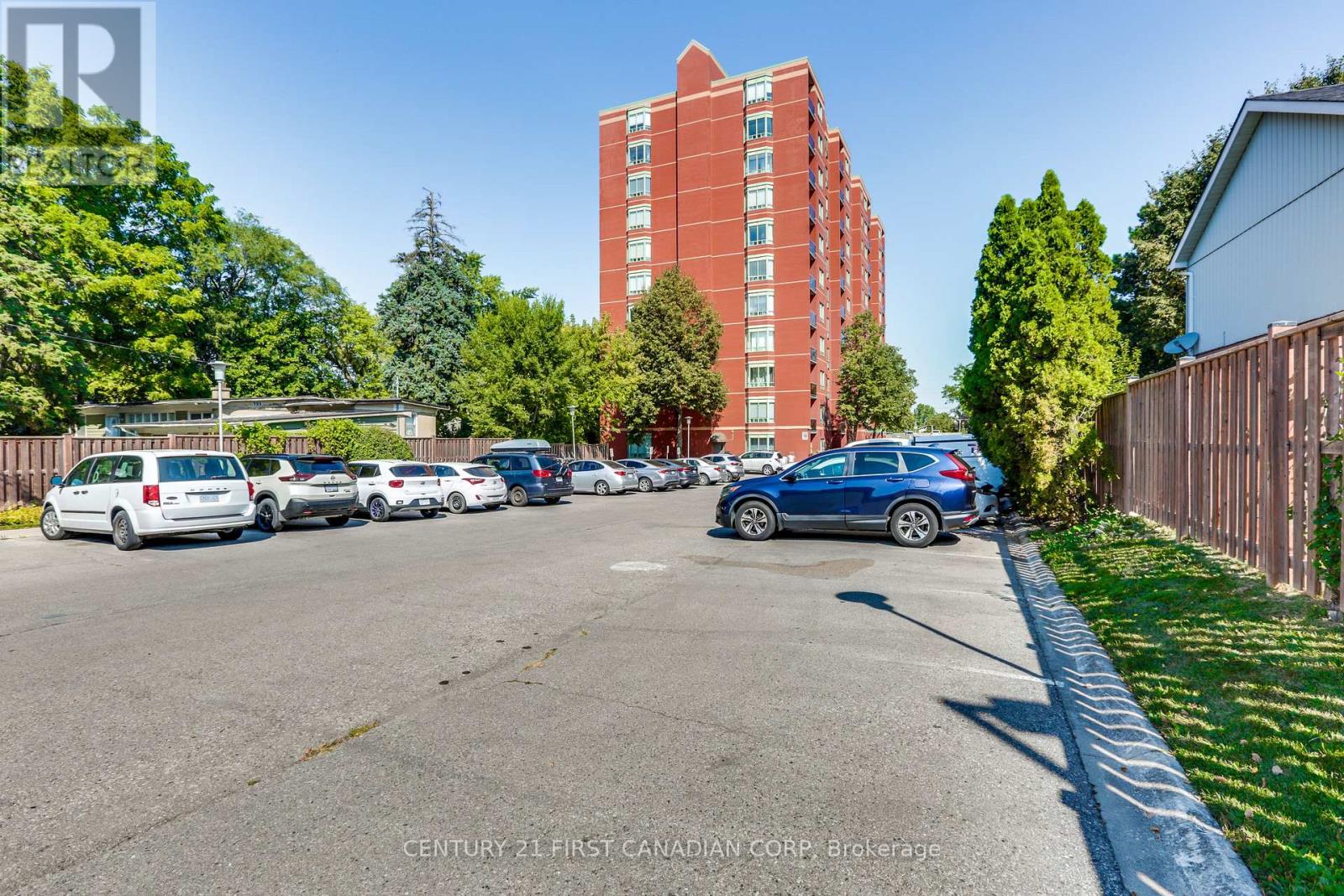201 - 76 Base Line Road W, London South (South E), Ontario  N6J 4X6 - Photo 2 - X12416122