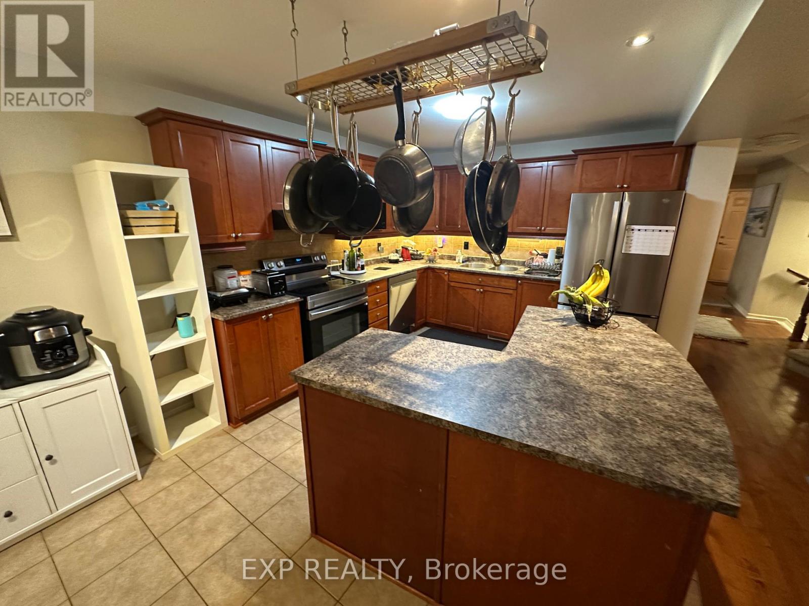 272 Claridge Drive, Ottawa, Ontario  K2J 5B9 - Photo 4 - X12416024