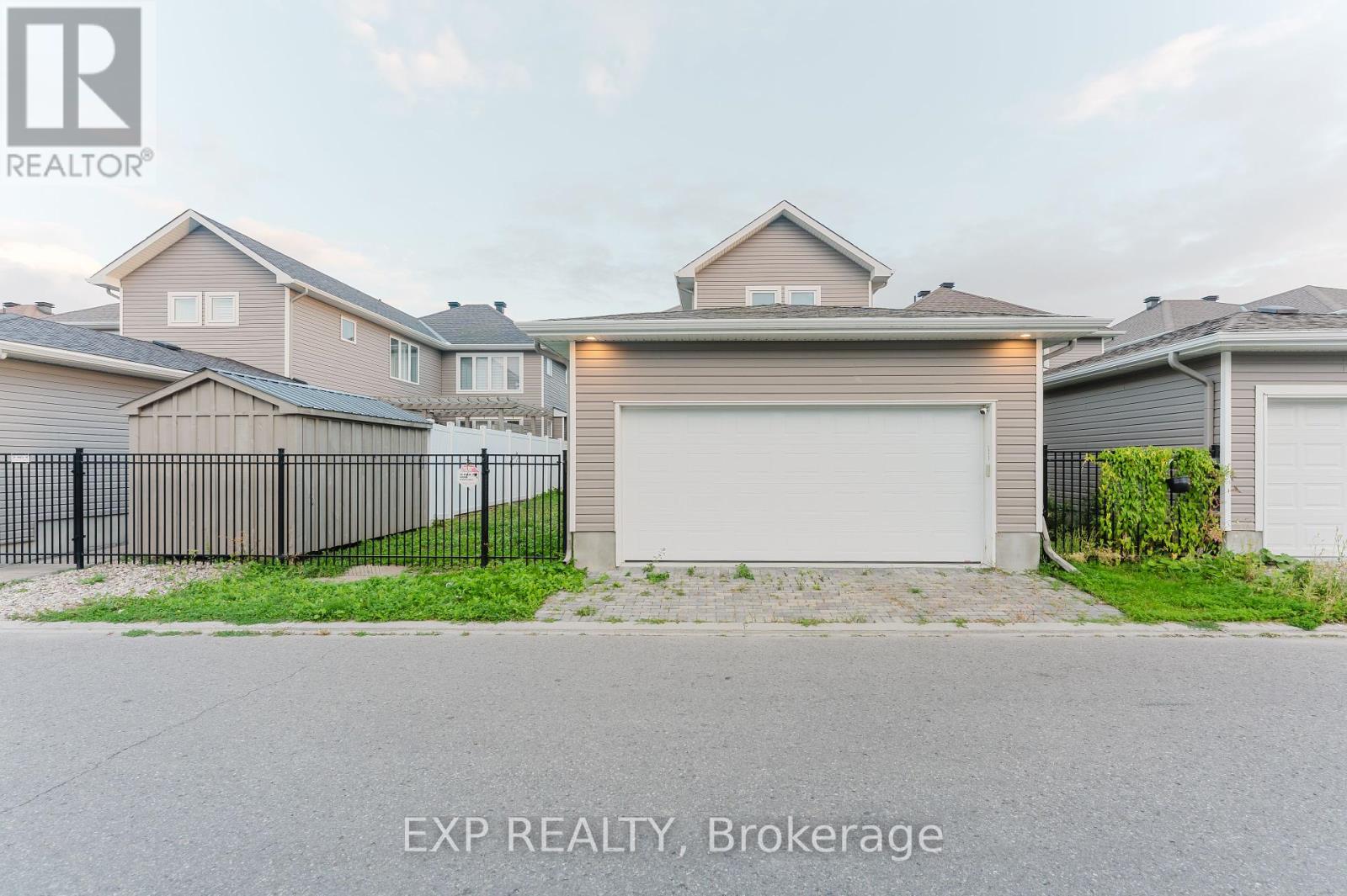 177 Springbeauty Avenue, Ottawa, Ontario  K2J 5T8 - Photo 2 - X12416061