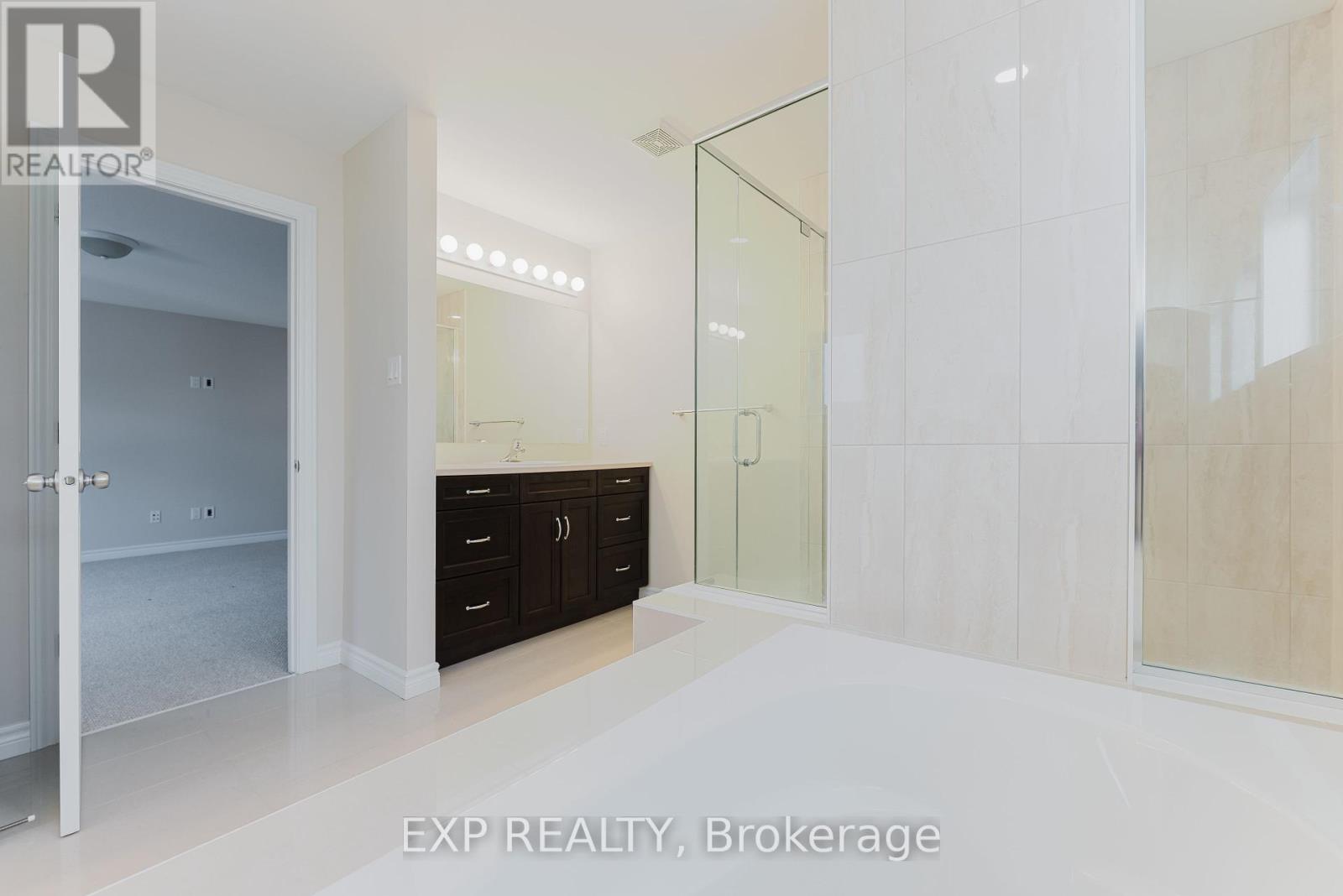 177 Springbeauty Avenue, Ottawa, Ontario  K2J 5T8 - Photo 36 - X12416061