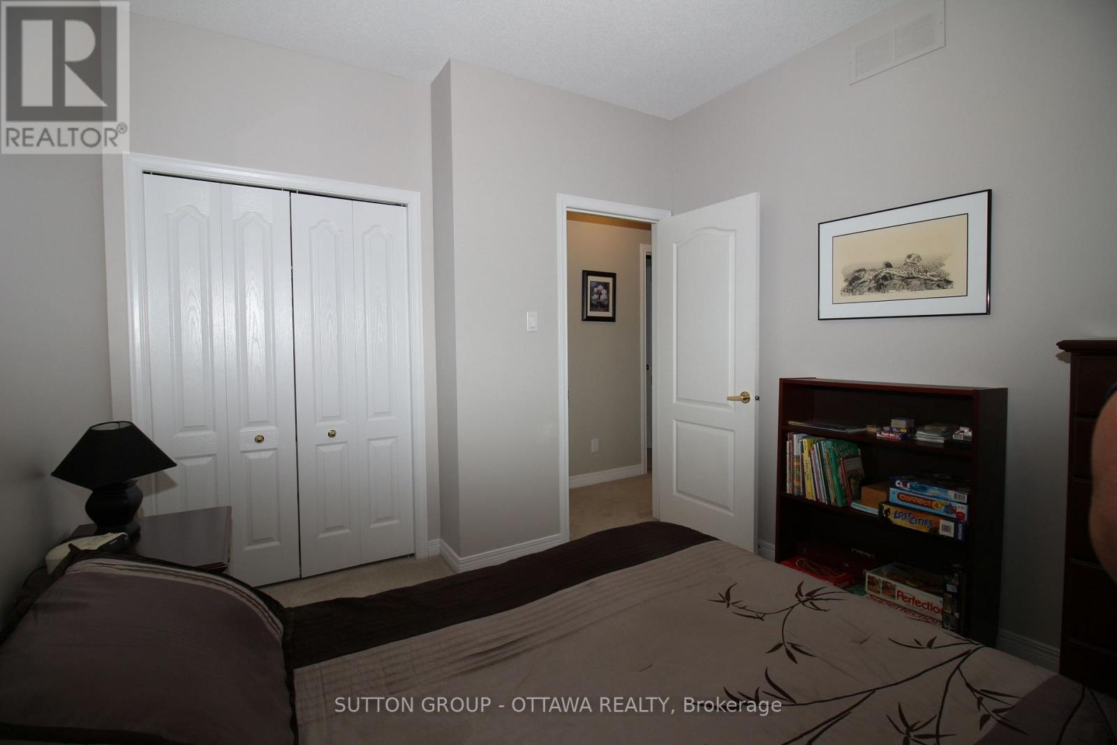 18 Sirocco Crescent, Ottawa, Ontario  K2S 1Z7 - Photo 19 - X12416080