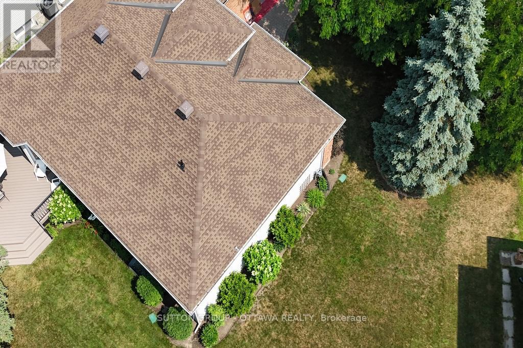 18 Sirocco Crescent, Ottawa, Ontario  K2S 1Z7 - Photo 40 - X12416080