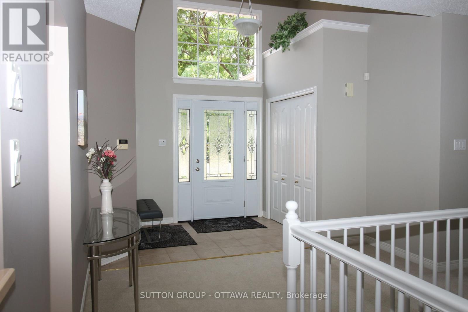 18 Sirocco Crescent, Ottawa, Ontario  K2S 1Z7 - Photo 6 - X12416080