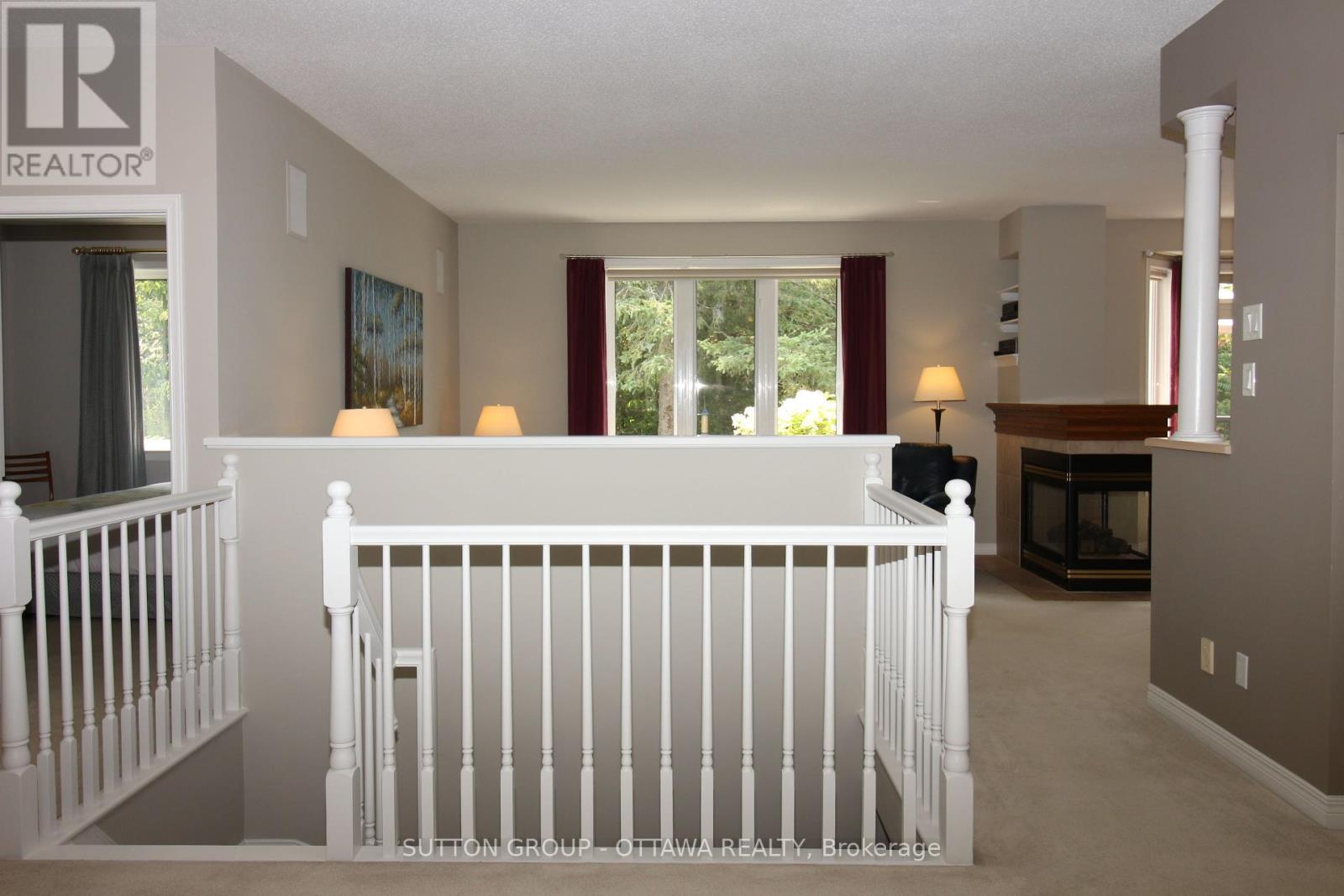 18 Sirocco Crescent, Ottawa, Ontario  K2S 1Z7 - Photo 8 - X12416080