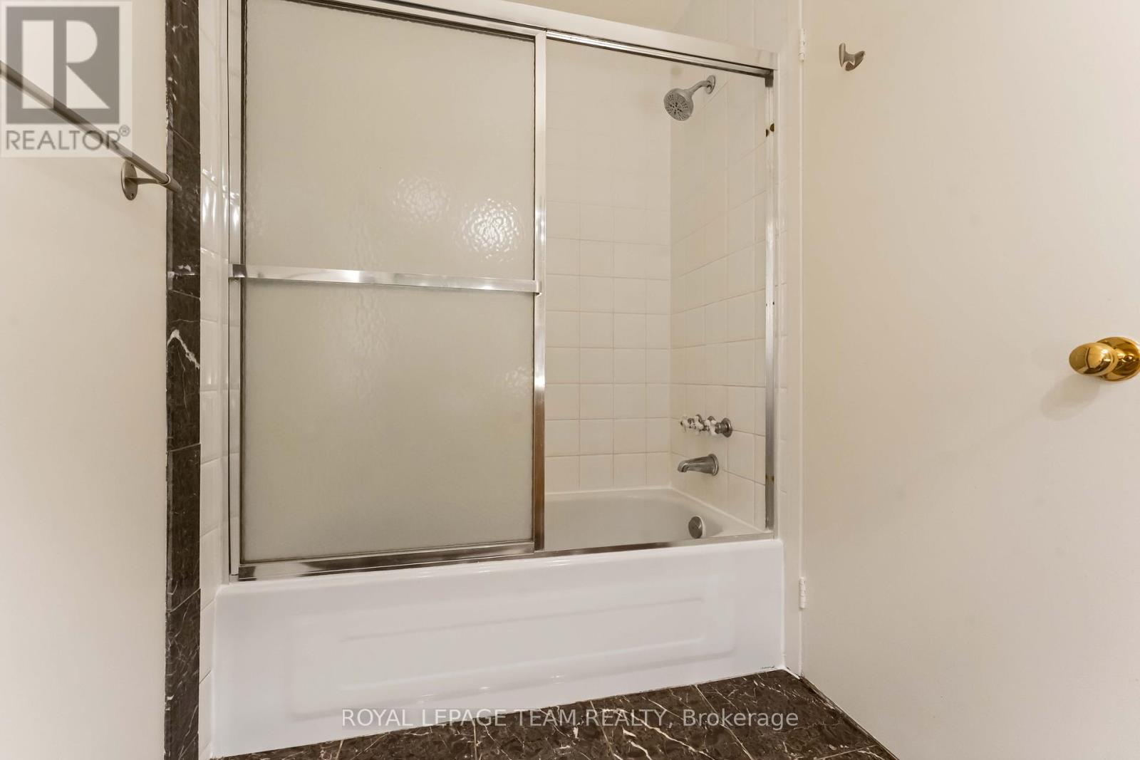 2664 Draper Avenue, Ottawa, Ontario  K2H 6Z9 - Photo 26 - X12416104