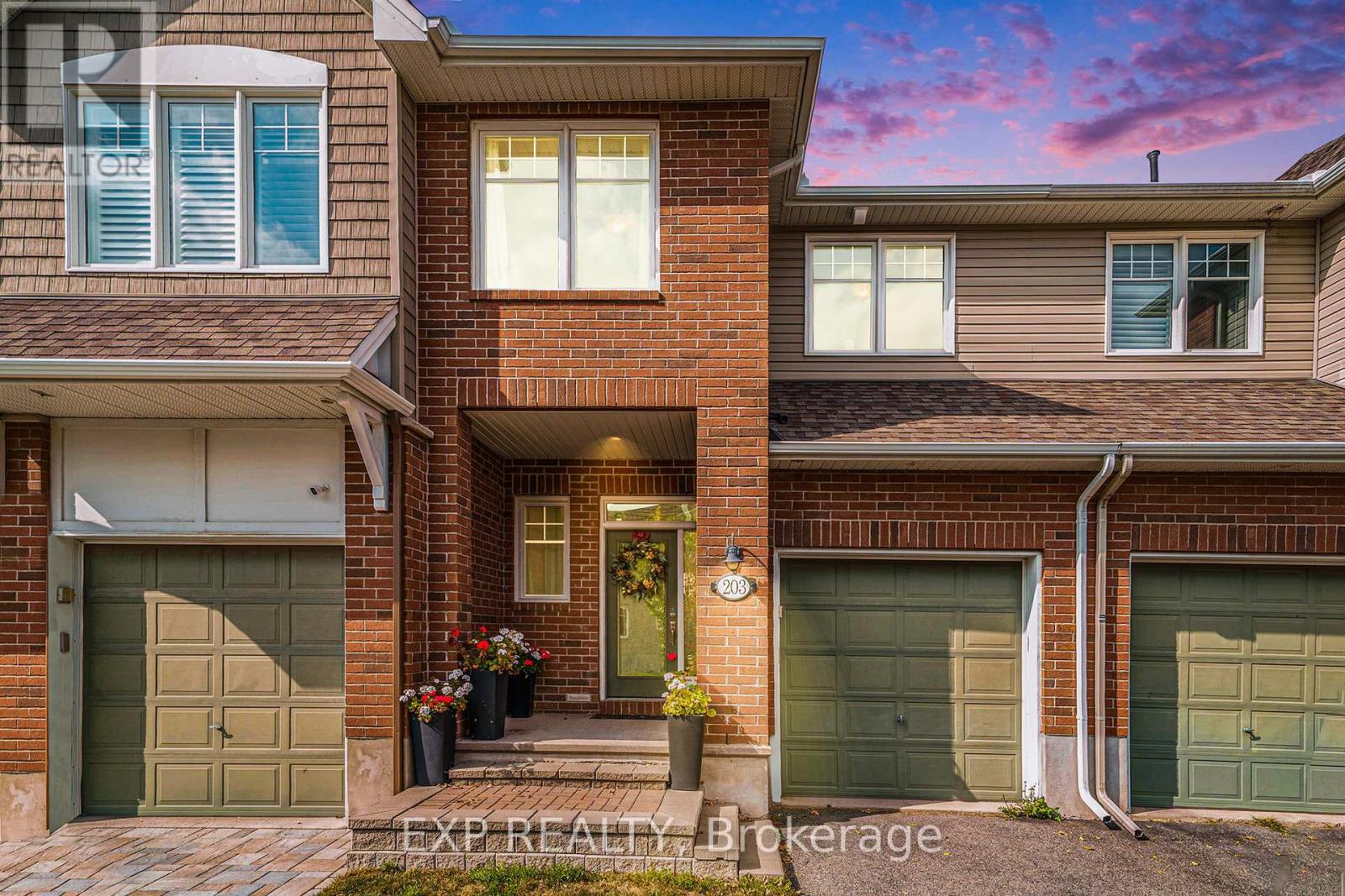 203 BRAMBLING WAY, ottawa, Ontario