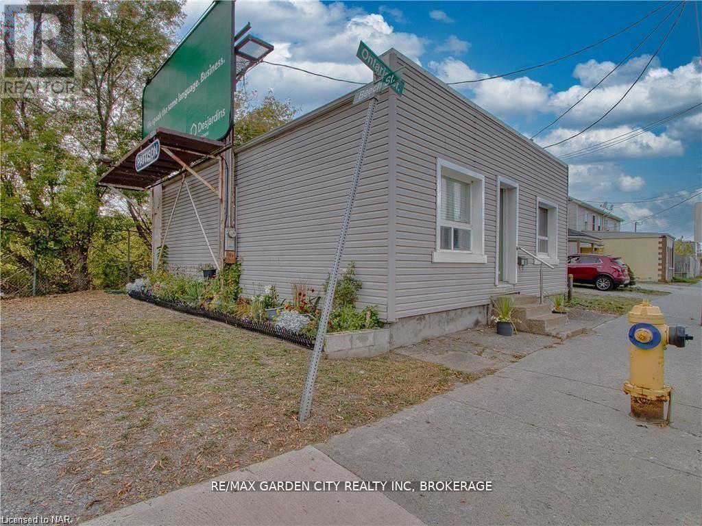 243 ONTARIO STREET, St. Catharines, Ontario