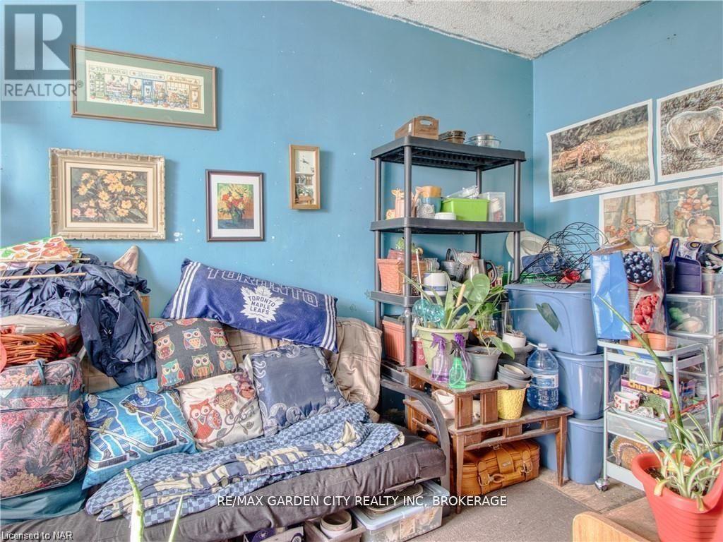 243 Ontario Street, St. Catharines, Ontario  L2R 7J2 - Photo 22 - X12416120