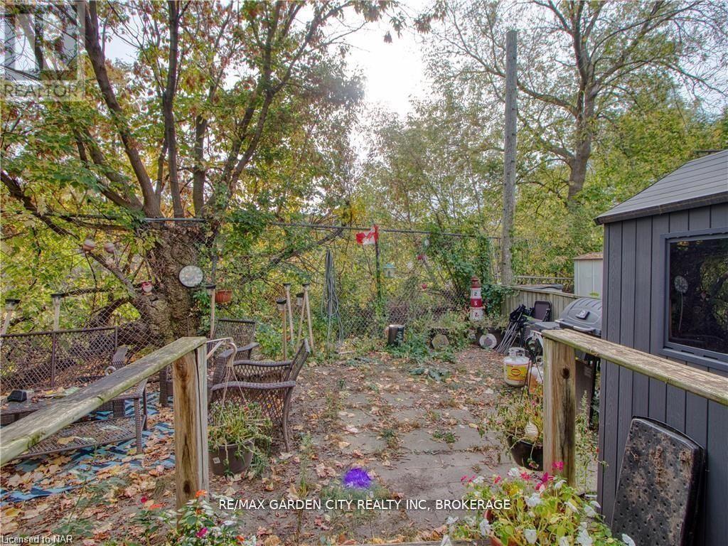 243 Ontario Street, St. Catharines, Ontario  L2R 7J2 - Photo 28 - X12416120