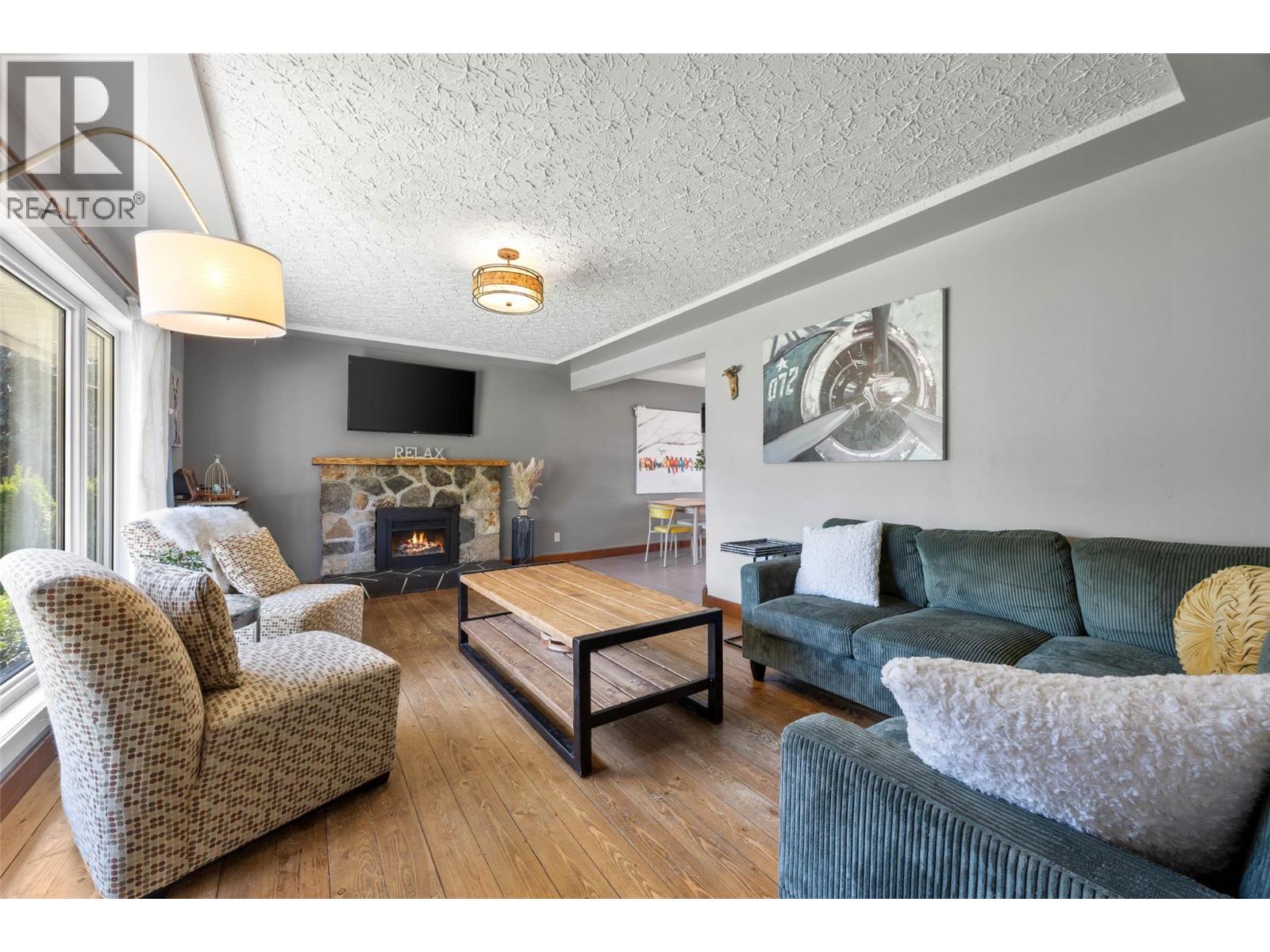 314 Birch Street, Chase, British Columbia  V0E 1M0 - Photo 4 - 10363389