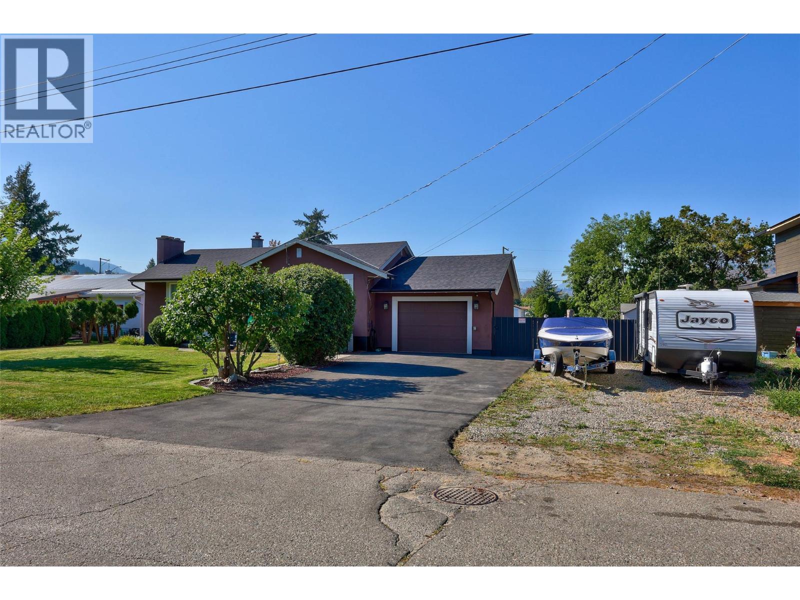 314 Birch Street, Chase, British Columbia  V0E 1M0 - Photo 2 - 10363389