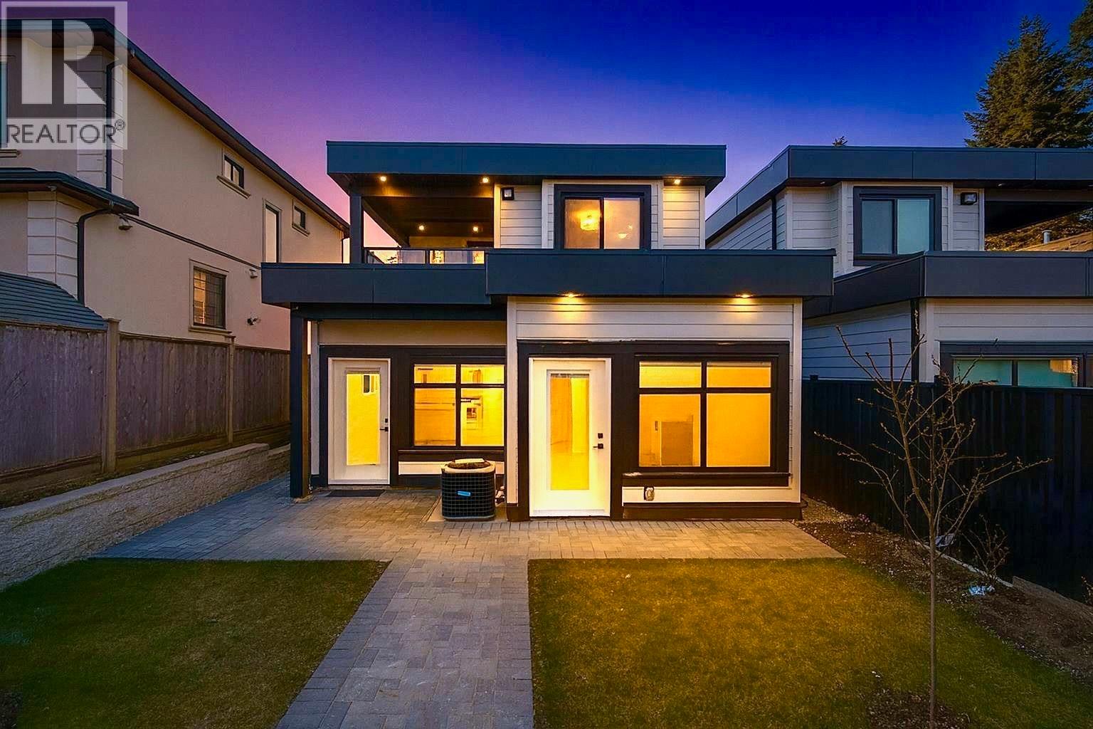 8018 19th Avenue, Burnaby, British Columbia  V3N 1G3 - Photo 36 - R3050093