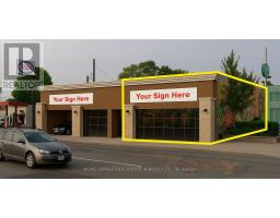 1529 EGLINTON AVENUE W, Toronto, Ontario