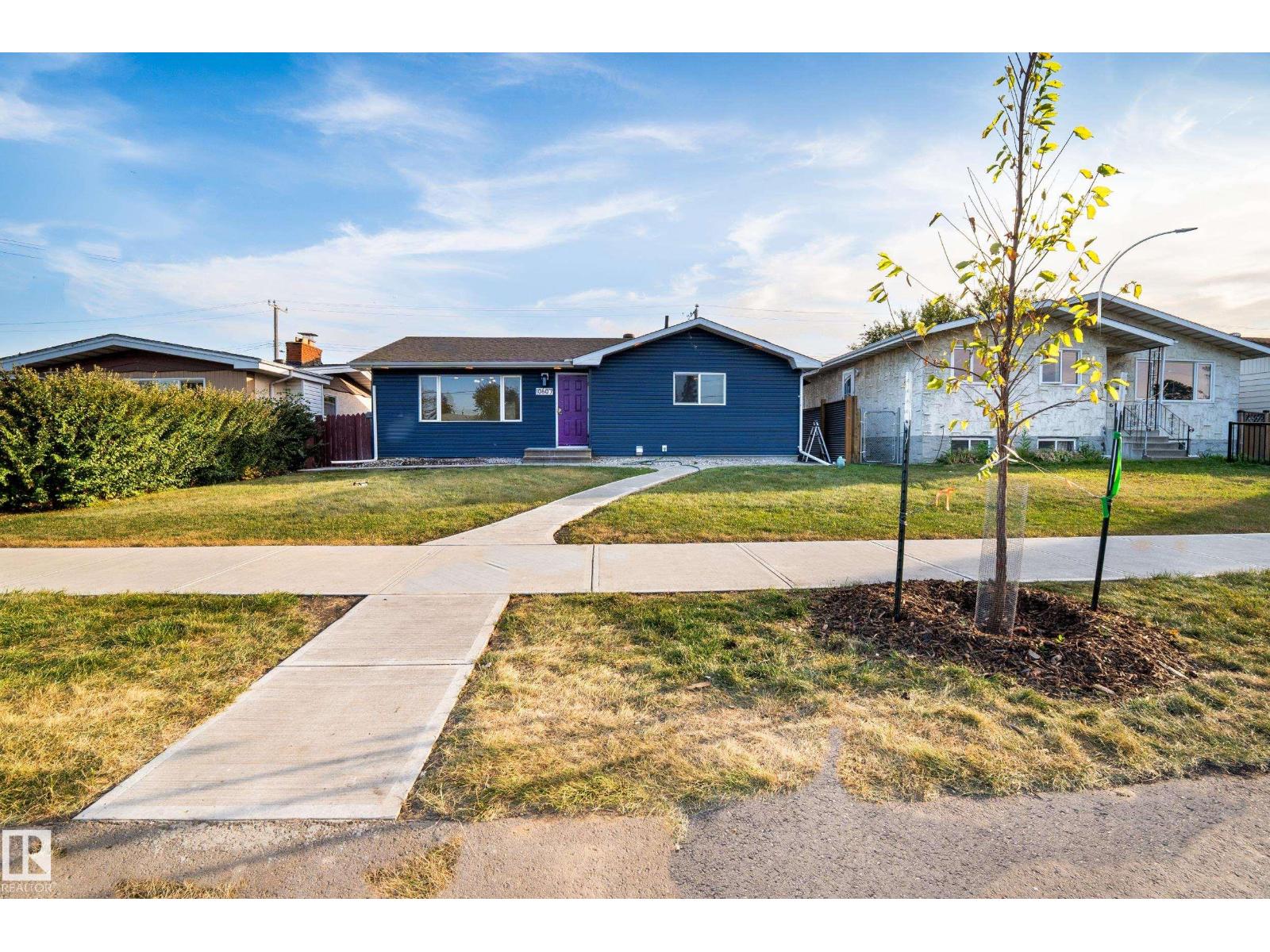 10607 132 Ave Av Nw, Edmonton, Alberta  T5E 0Z3 - Photo 1 - E4458629