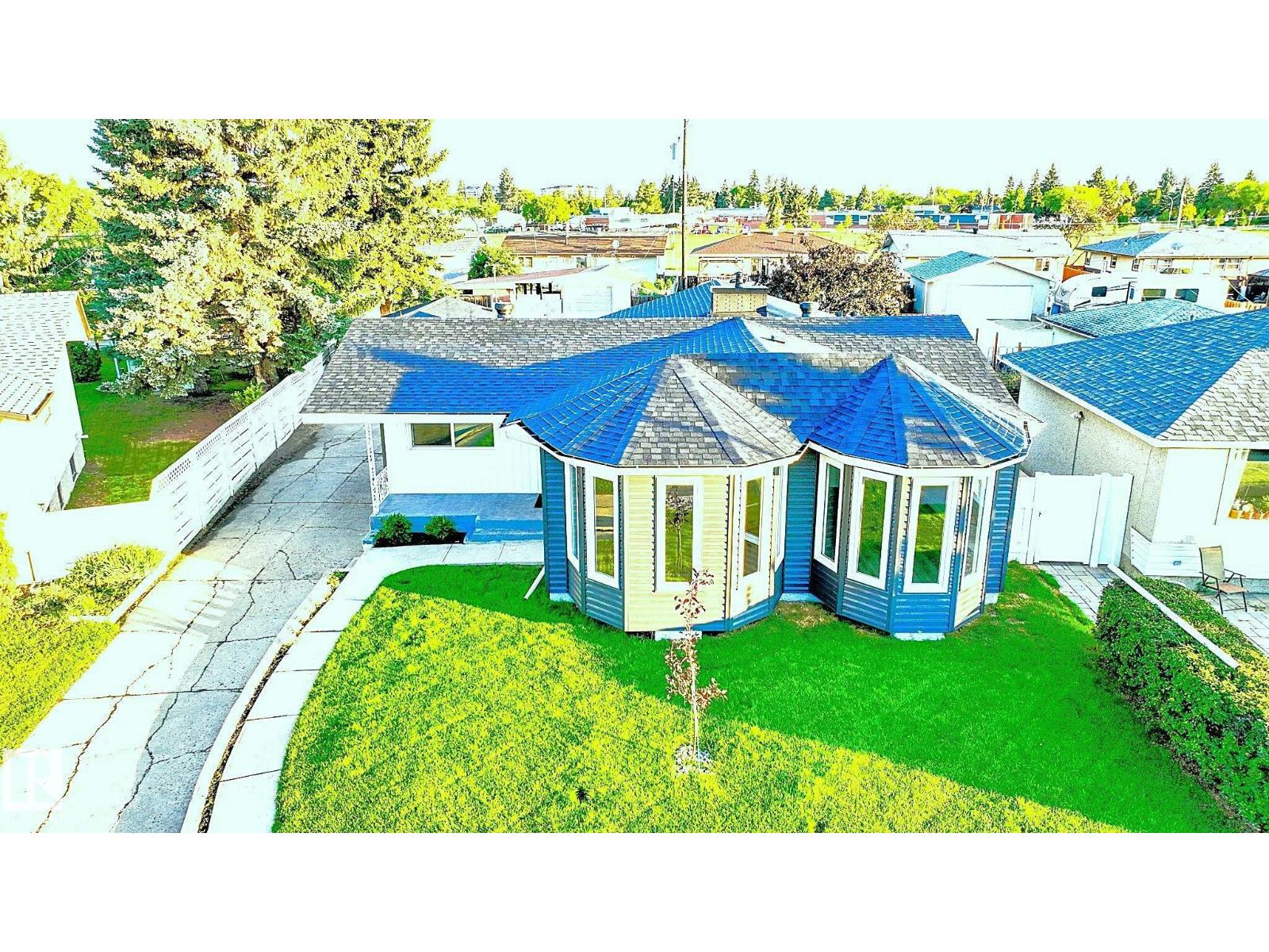 10524 134 Av Nw, Edmonton, Alberta  T5E 1J6 - Photo 2 - E4458632