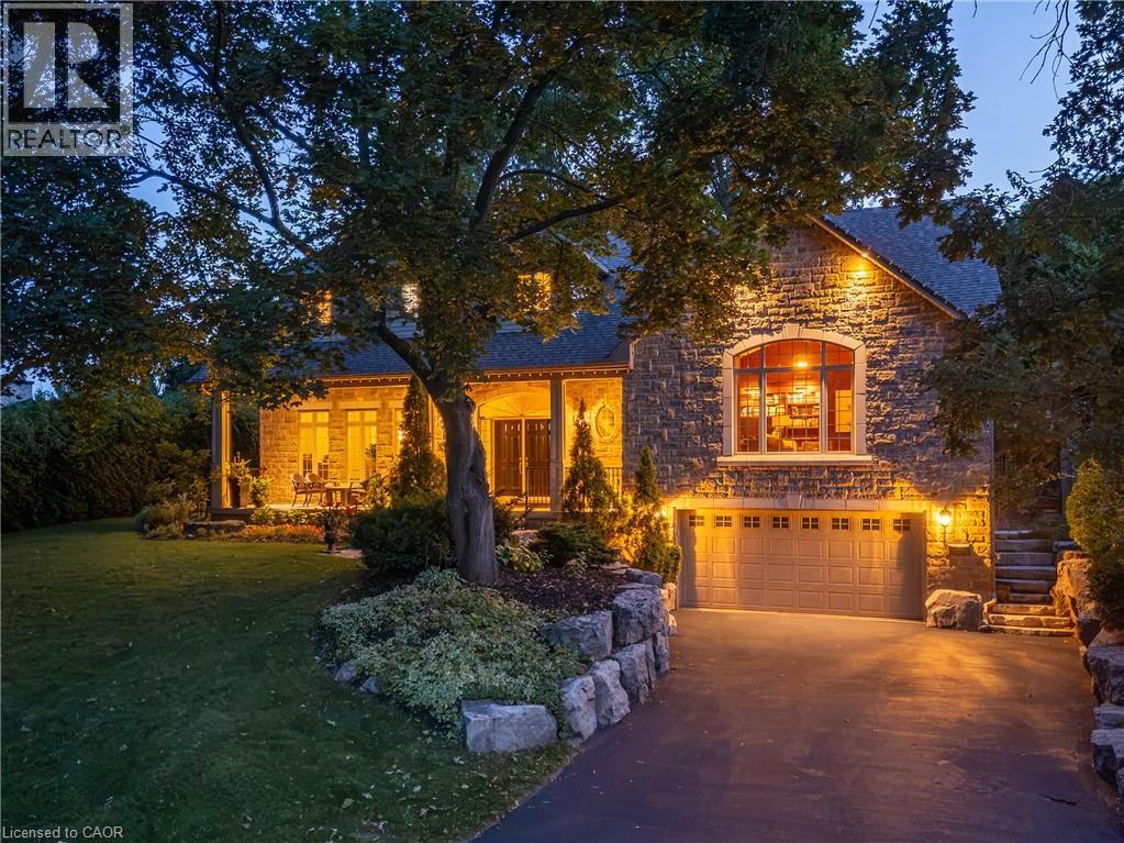 266 TRACINA Drive, Oakville, Ontario