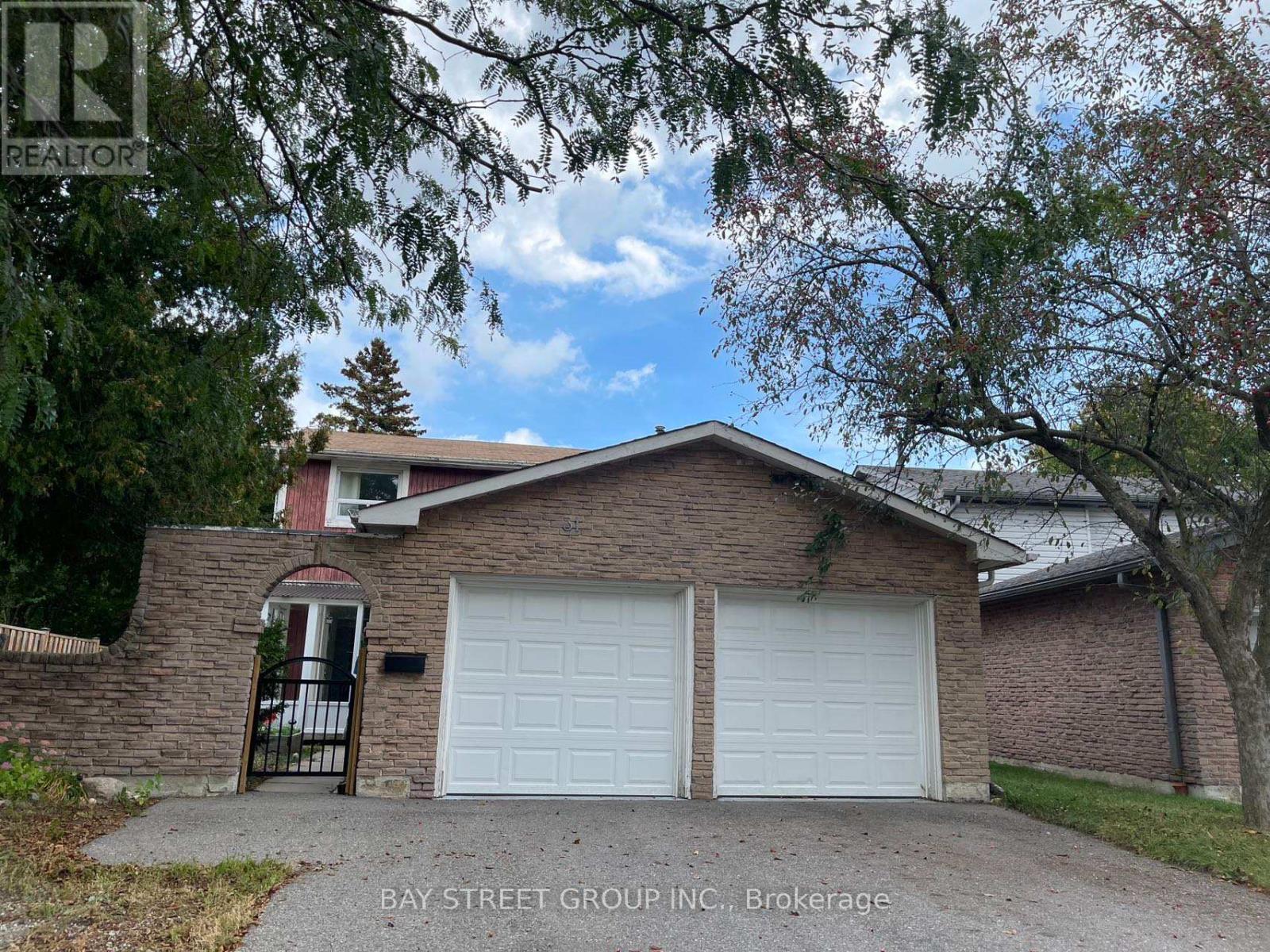 31 WELLPARK BOULEVARD, Toronto, Ontario