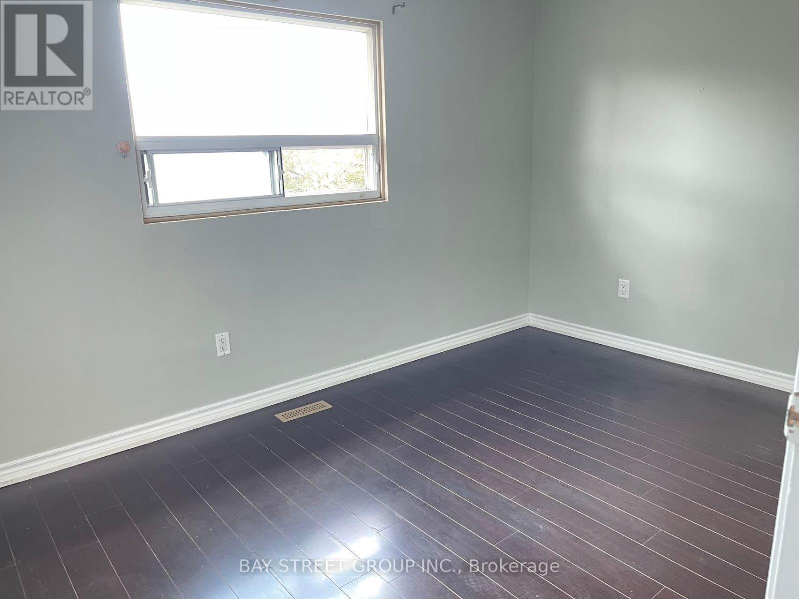 31 Wellpark Boulevard, Toronto, Ontario  M1V 1B5 - Photo 6 - E12415937