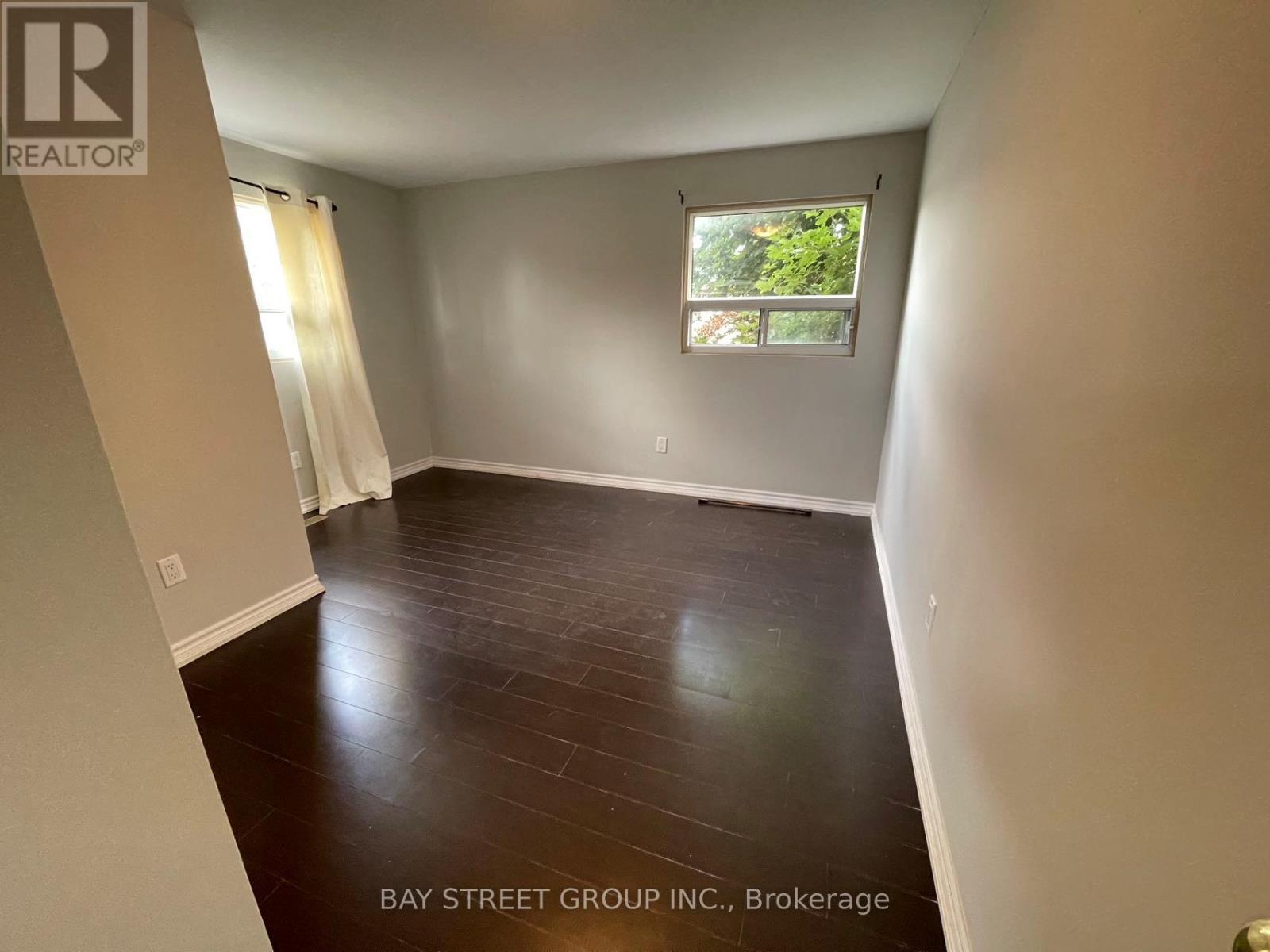 31 Wellpark Boulevard, Toronto, Ontario  M1V 1B5 - Photo 8 - E12415937