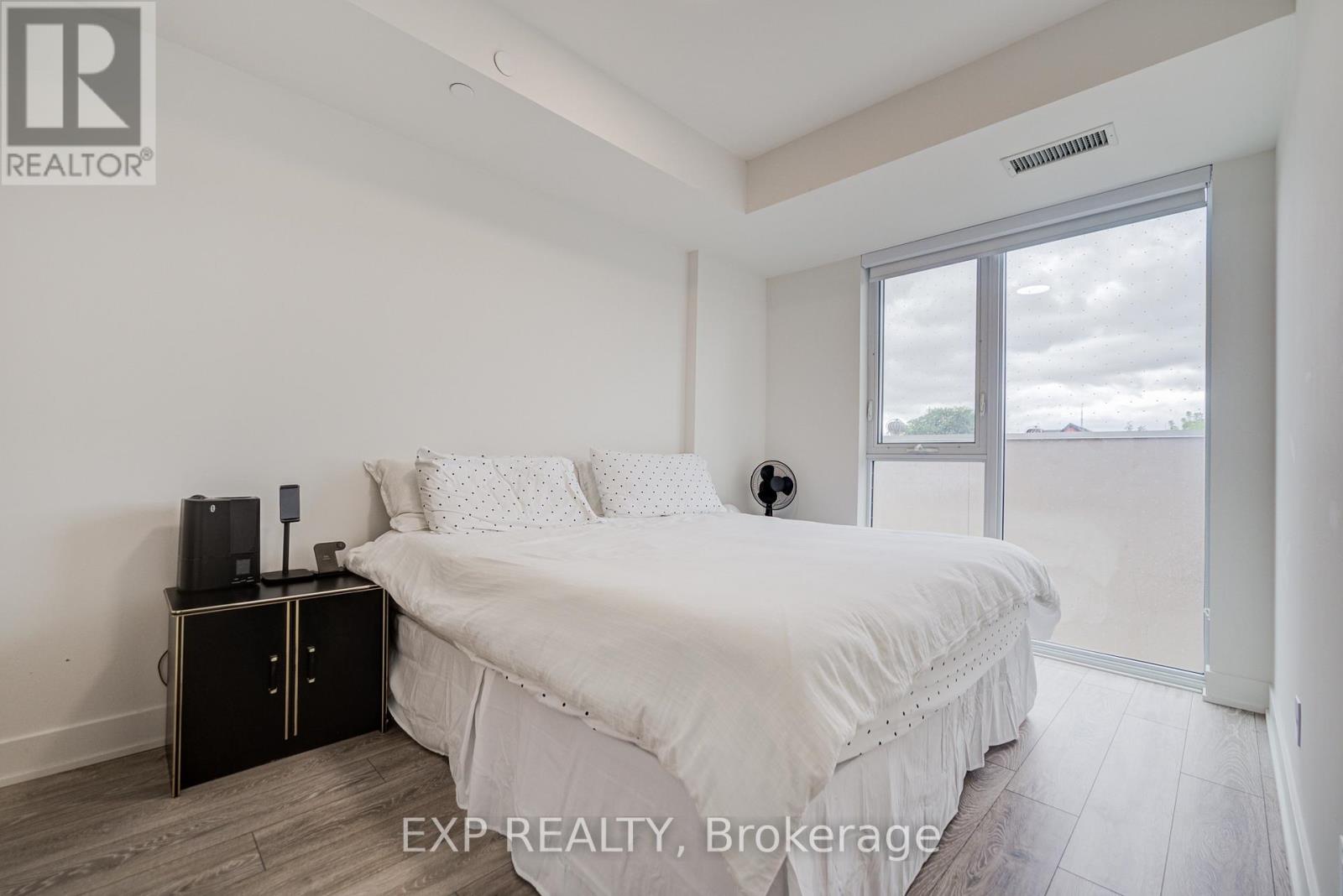 211 - 1285 Queen Street E, Toronto, Ontario  M4L 1C2 - Photo 9 - E12415966