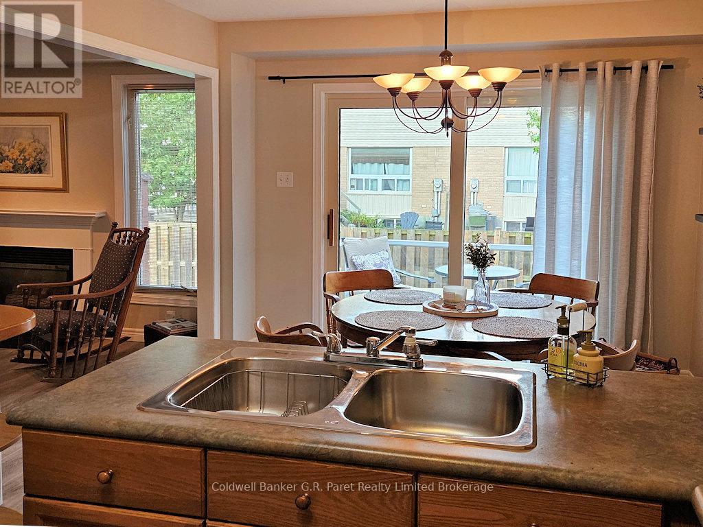 6 - 622 Wharncliffe Rd. South Road, London South, Ontario  N6J 2N4 - Photo 7 - X12416077