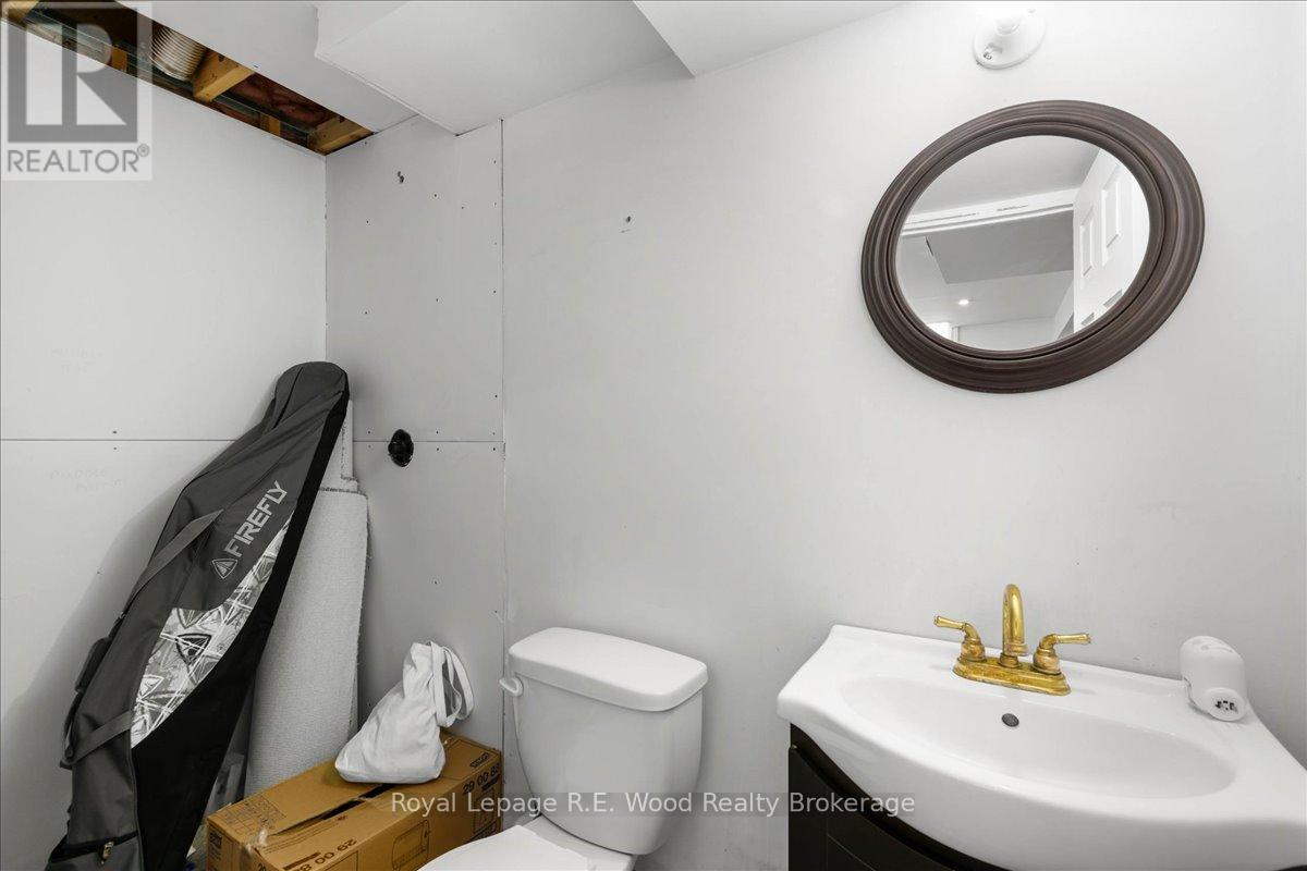 6 Owen Street, Ingersoll, Ontario  N5C 4H3 - Photo 23 - X12416101
