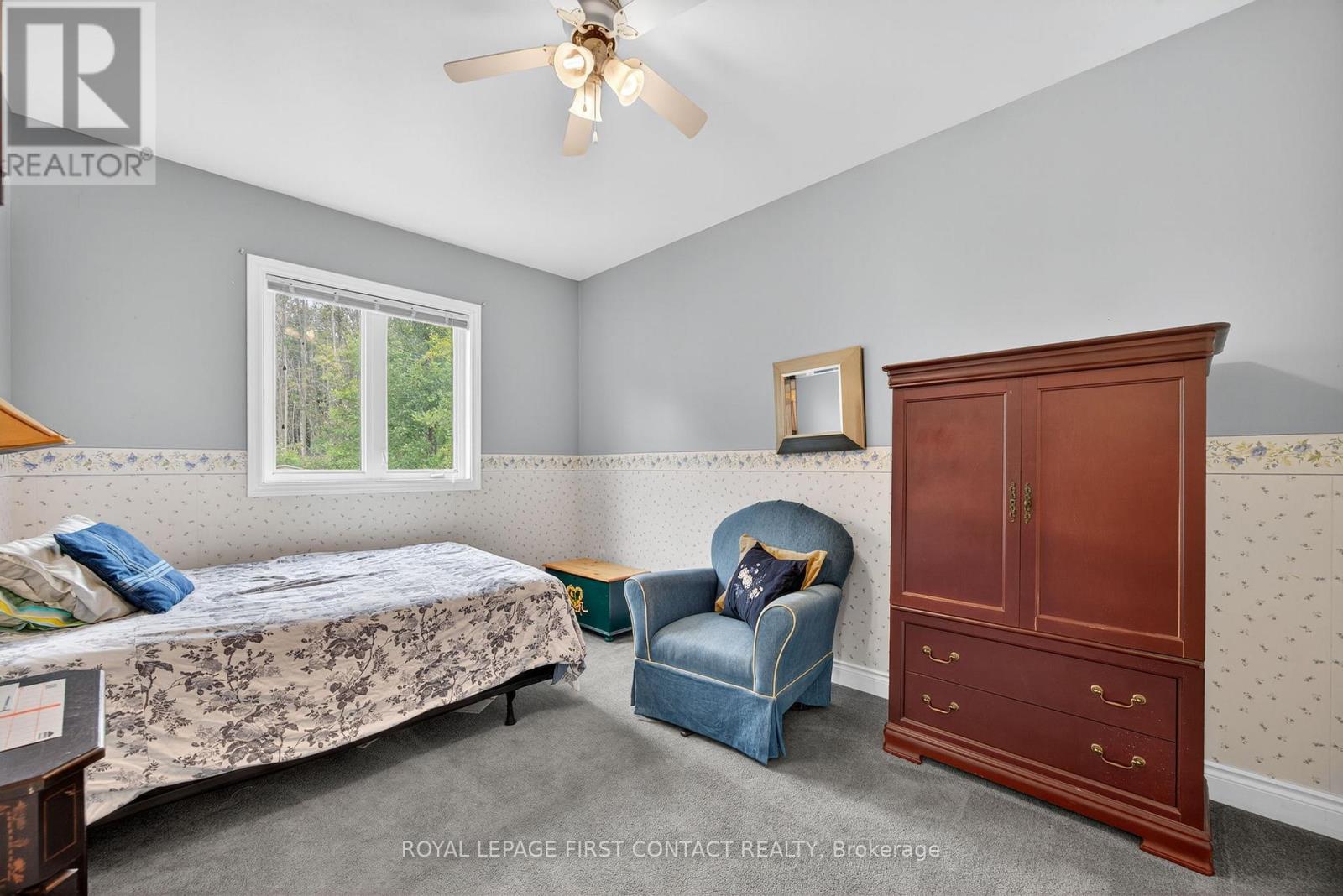2258 Lakeshore Road E, Oro-Medonte, Ontario  L0L 1T0 - Photo 20 - S12415943