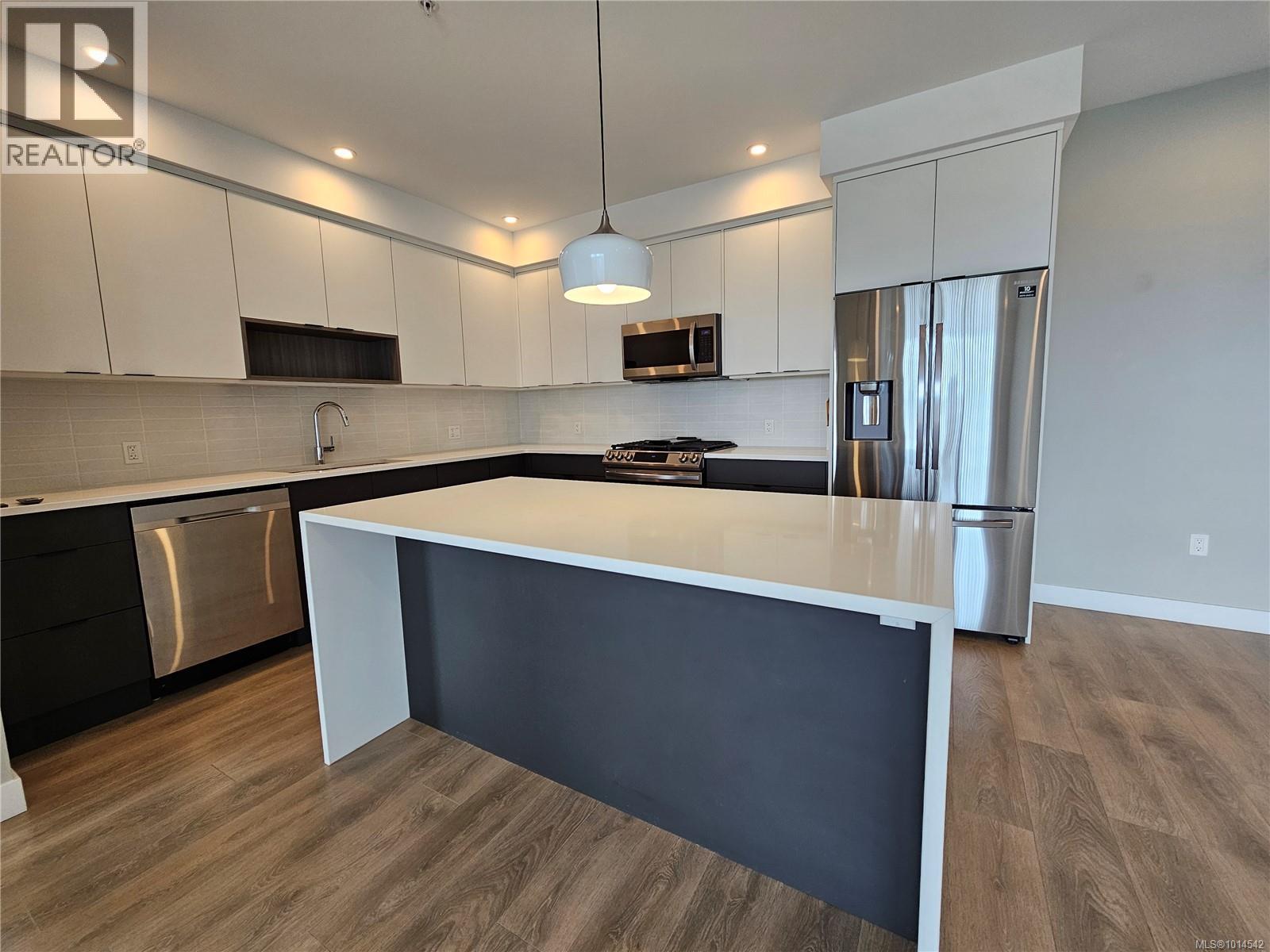 513 967 Whirlaway Cres, Langford, British Columbia V9B 0Y1 - Photo 5 - 1014542