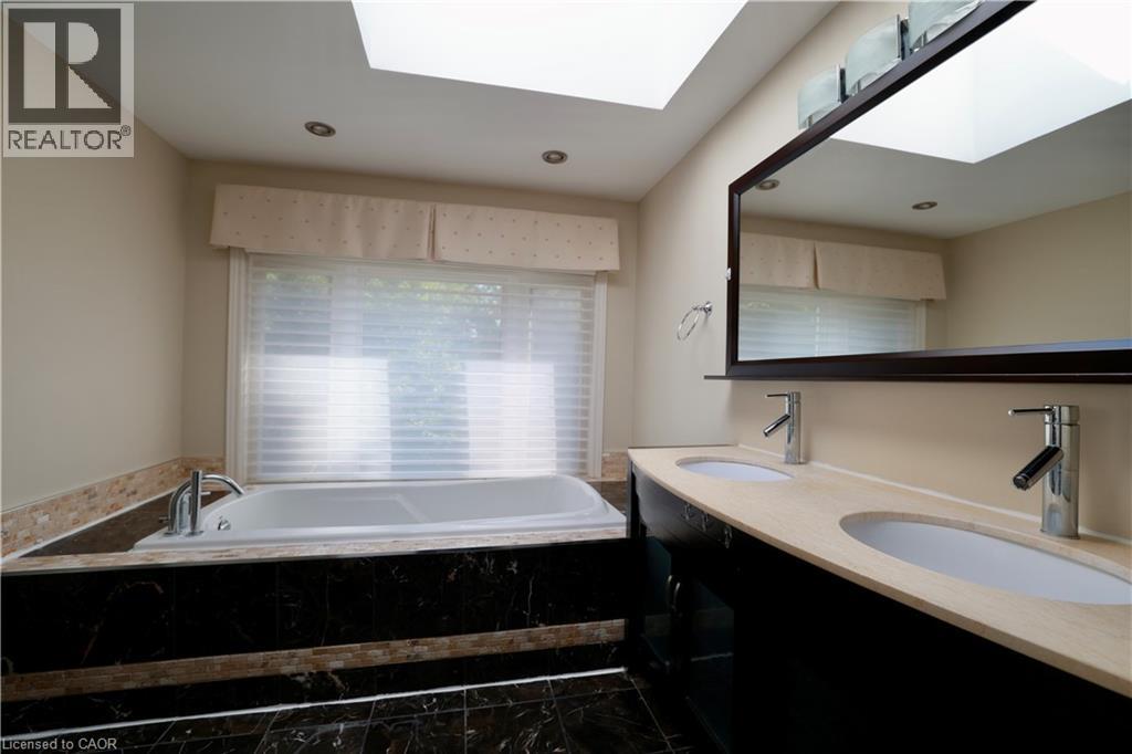 104 Woodbend Crescent, Waterloo, Ontario  N2T 1G9 - Photo 22 - 40771851