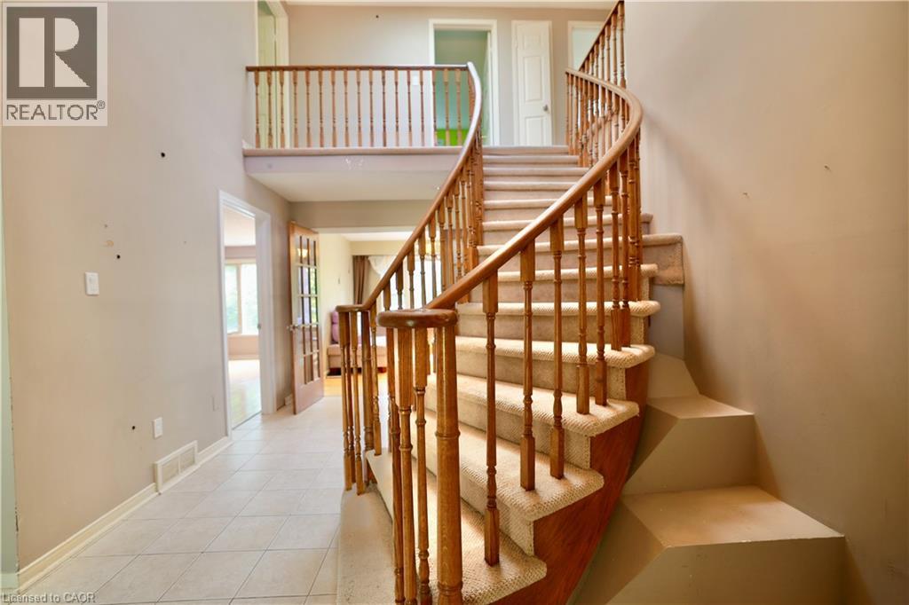 104 Woodbend Crescent, Waterloo, Ontario  N2T 1G9 - Photo 3 - 40771851