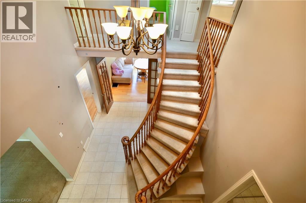 104 Woodbend Crescent, Waterloo, Ontario  N2T 1G9 - Photo 4 - 40771851