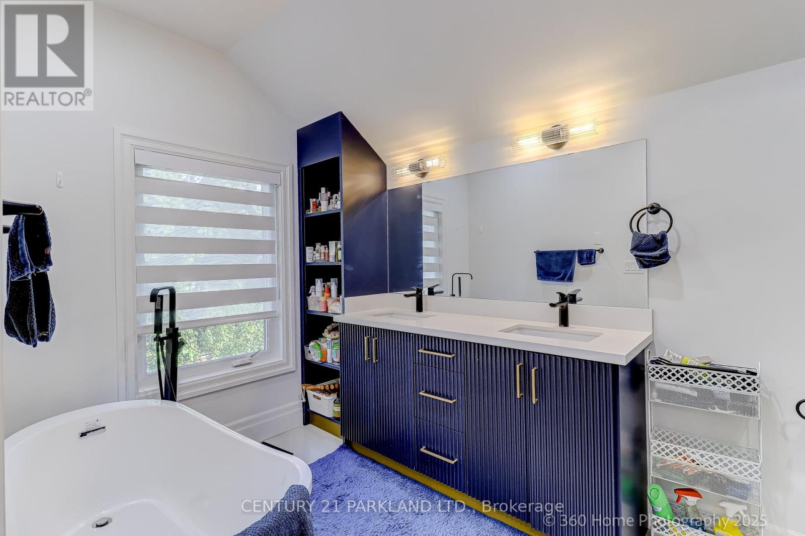 30 Glen Echo Road, Toronto, Ontario  M4N 2E1 - Photo 17 - C12416087