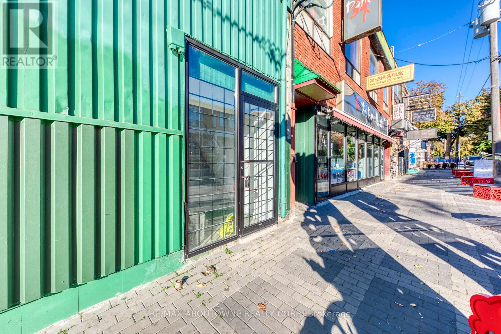 2-3 Fl - 454 Dundas Street W, Toronto, Ontario  M5T 1G9 - Photo 5 - C12416090