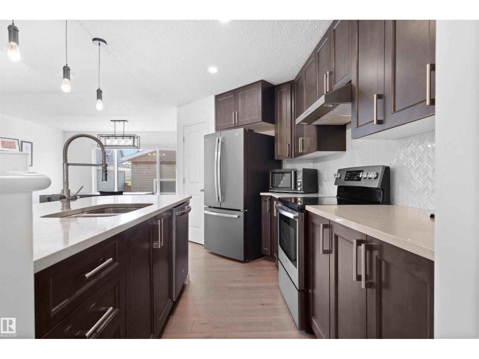 2208 82 St Sw, Edmonton, Alberta  T6X 2J6 - Photo 9 - E4458533