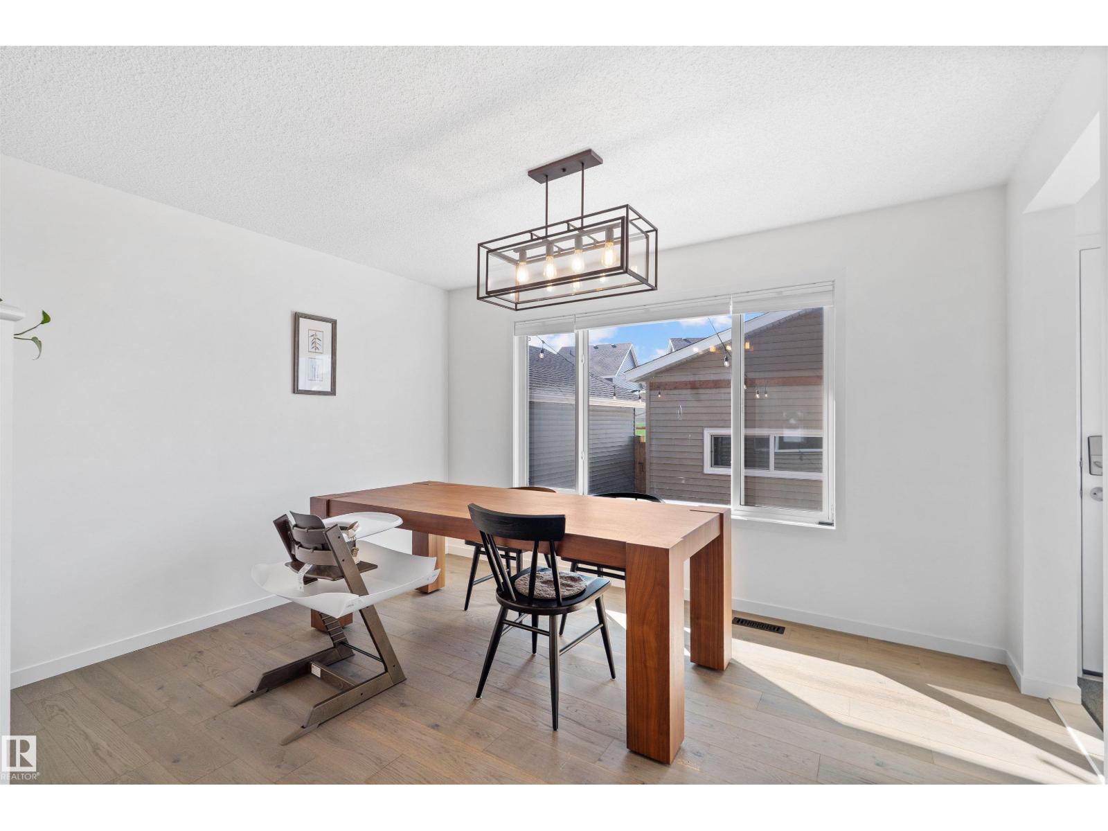 2208 82 St Sw, Edmonton, Alberta  T6X 2J6 - Photo 11 - E4458533