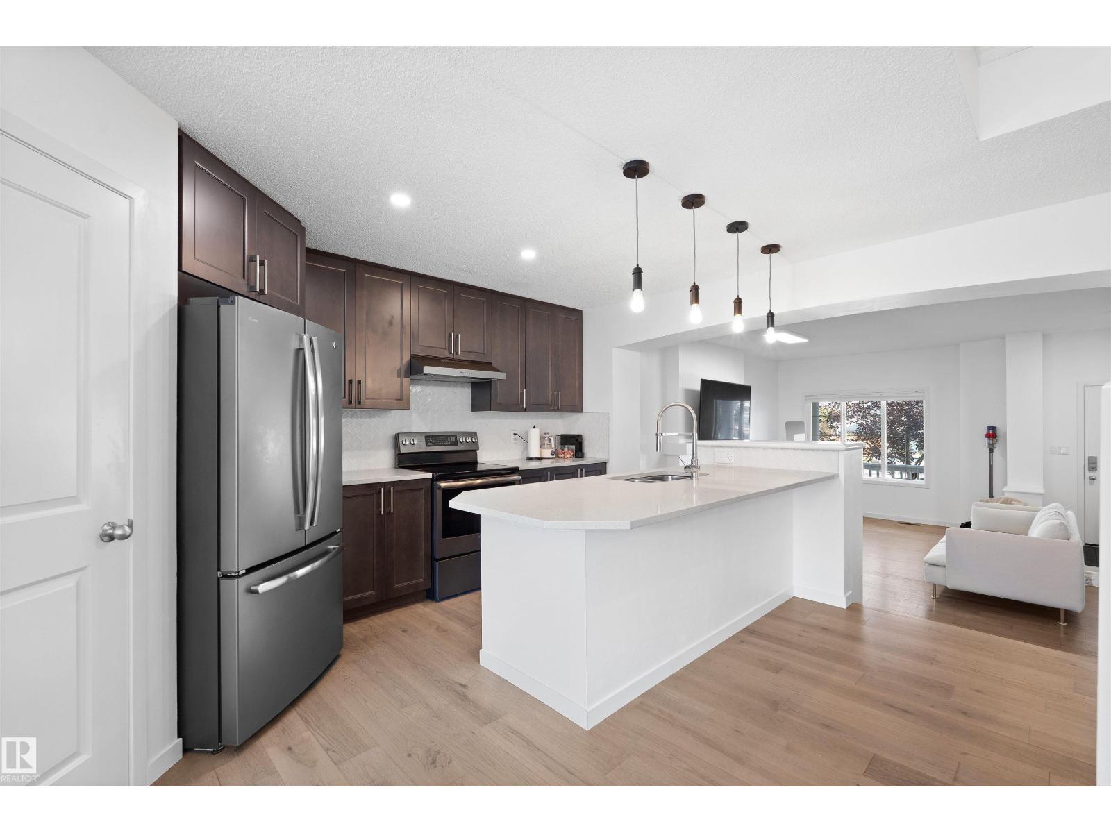2208 82 St Sw, Edmonton, Alberta  T6X 2J6 - Photo 7 - E4458533