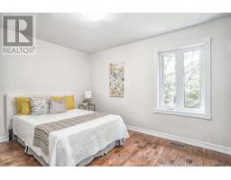(MAIN) - 20 STOKEWELL PLACE, Toronto, Ontario