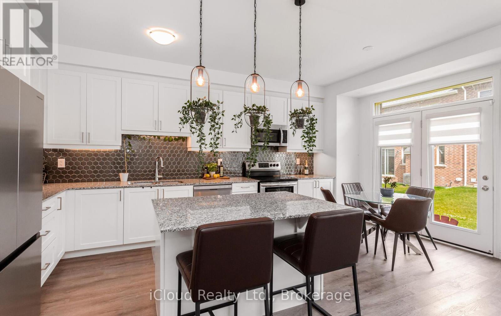 1562 Denison Place, Milton, Ontario  L9E 1Y2 - Photo 26 - W12415941