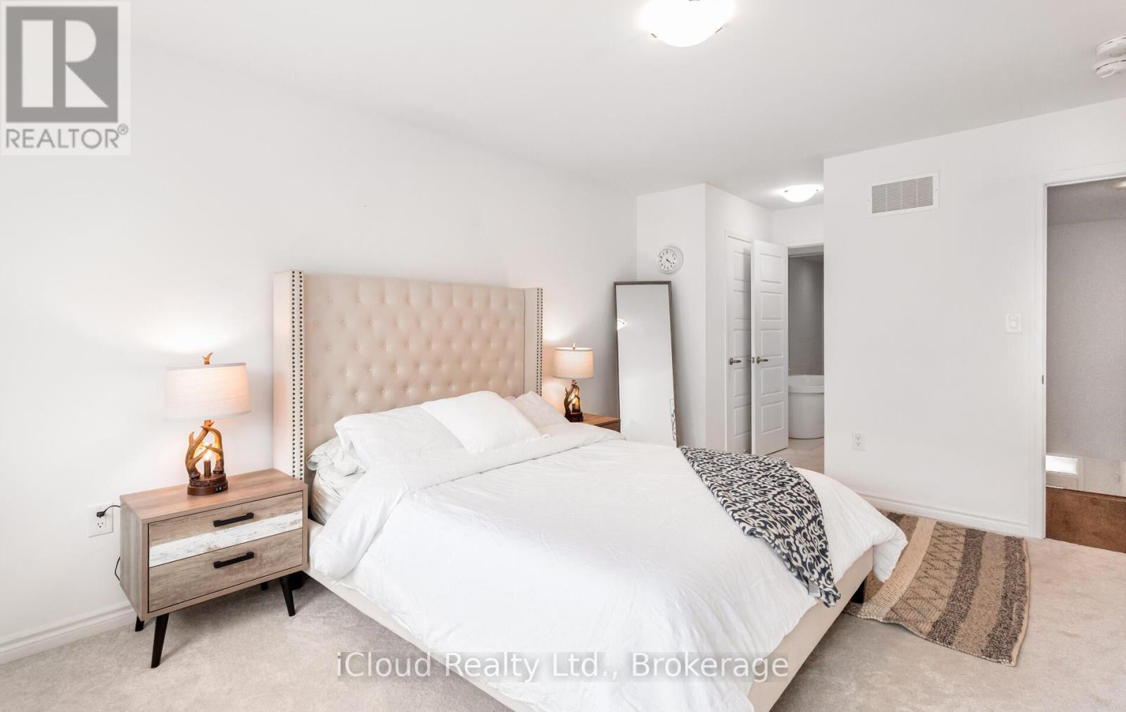 1562 Denison Place, Milton, Ontario  L9E 1Y2 - Photo 43 - W12415941