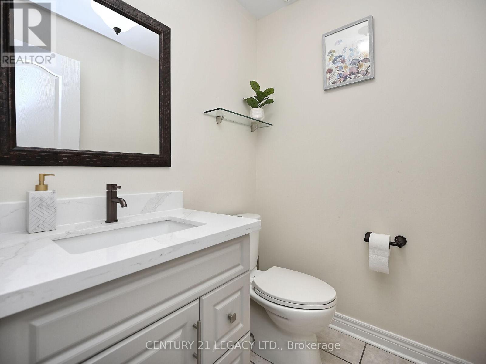 3 Bowsfield Drive, Brampton, Ontario  L6P 1C8 - Photo 23 - W12415964